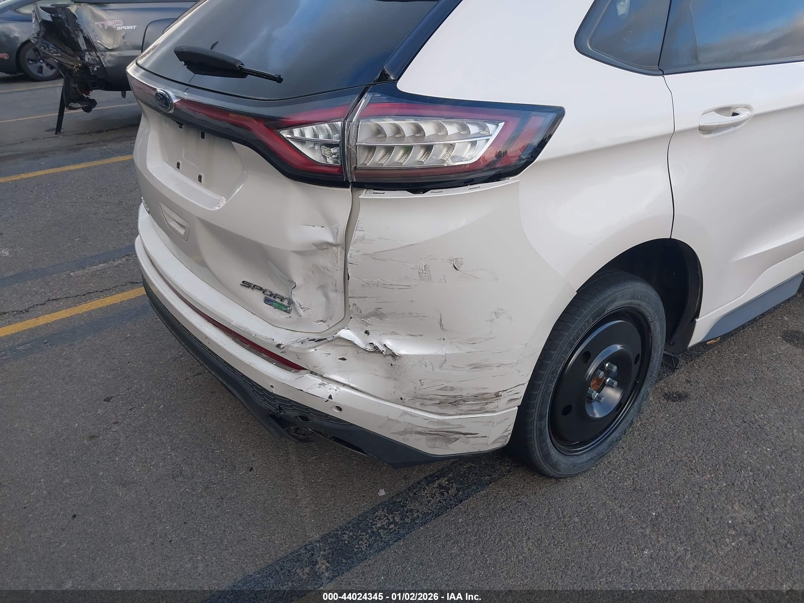 FORD EDGE image 6