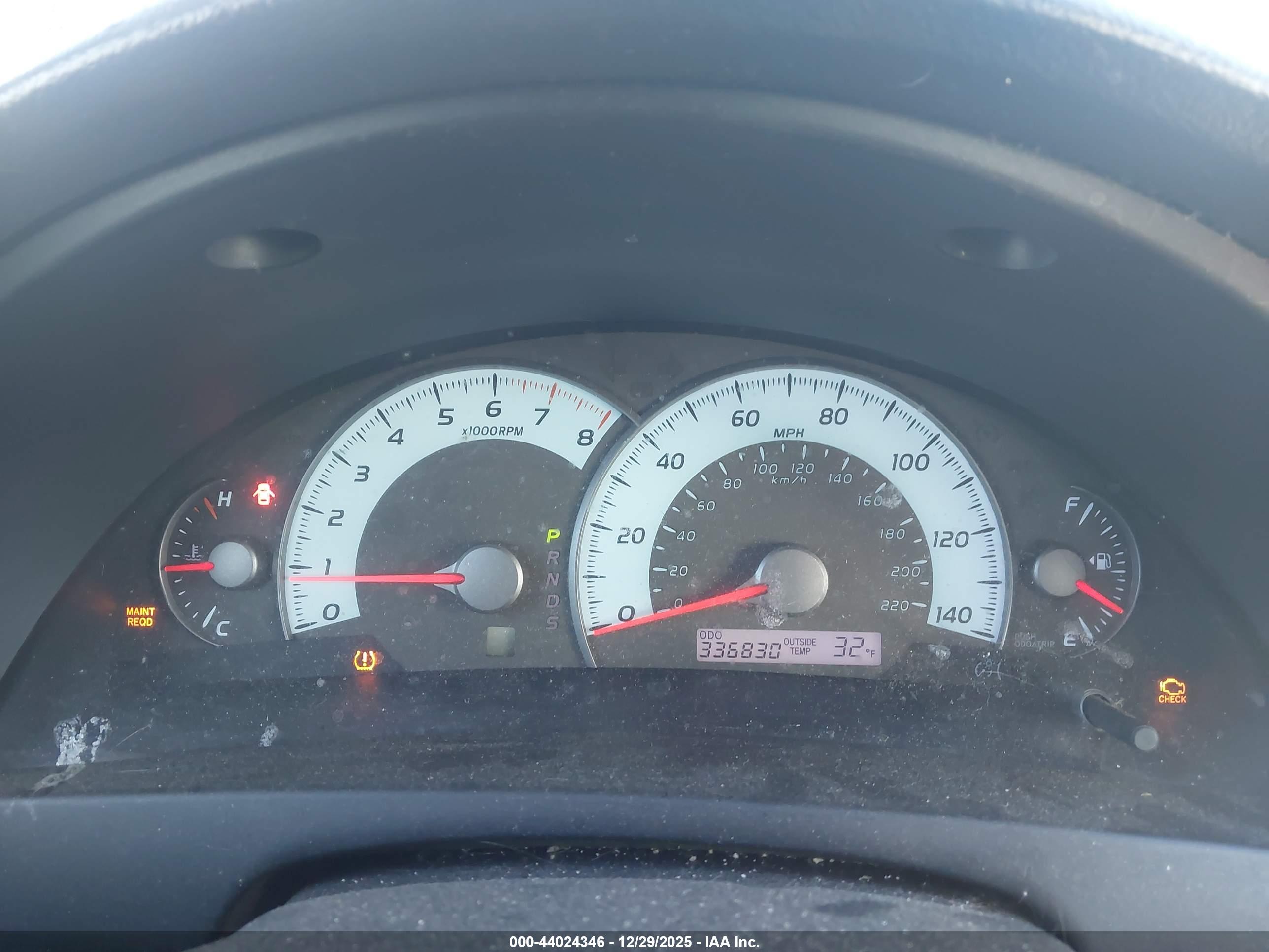 TOYOTA CAMRY image 7