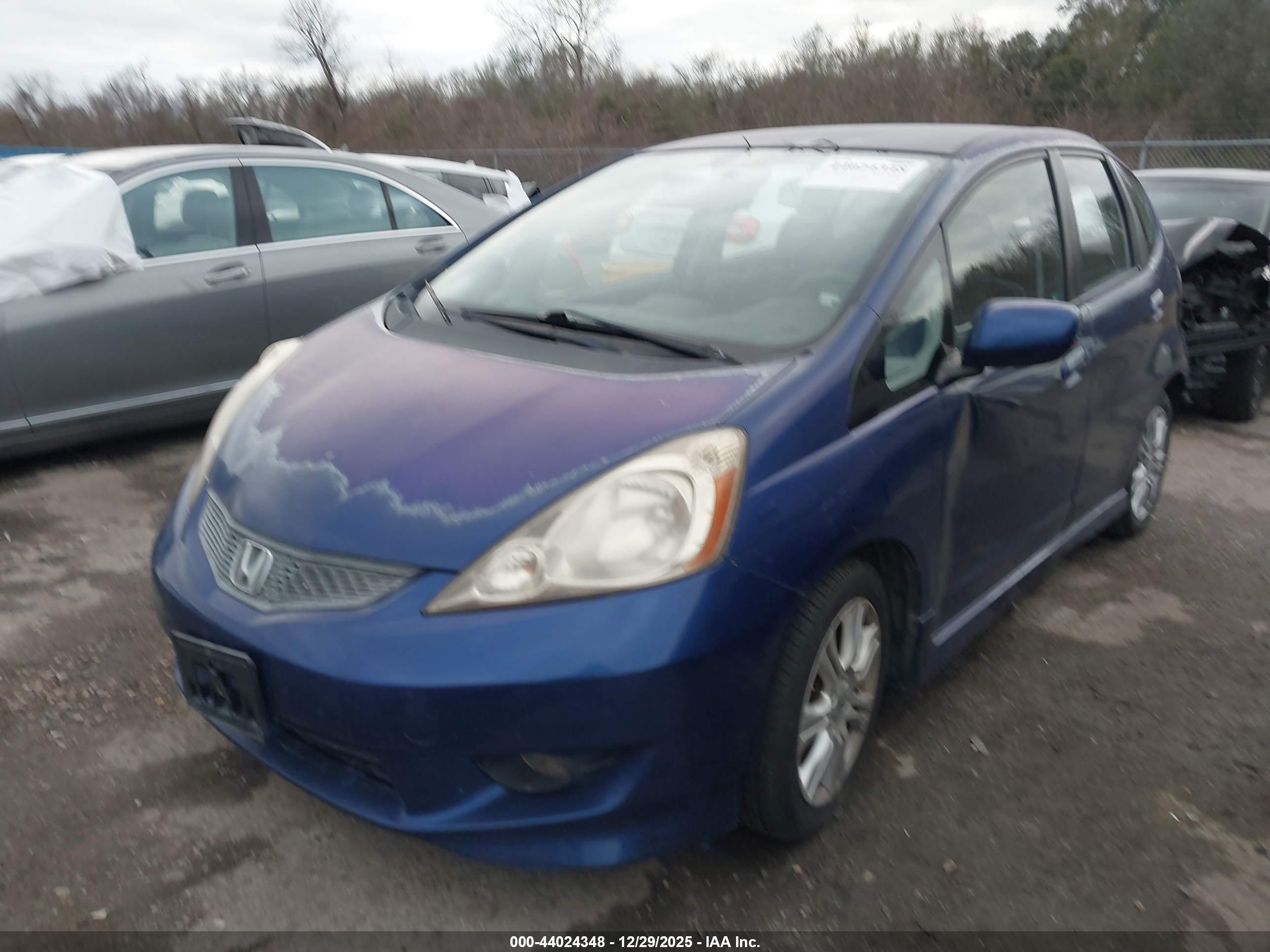 HONDA FIT image 2