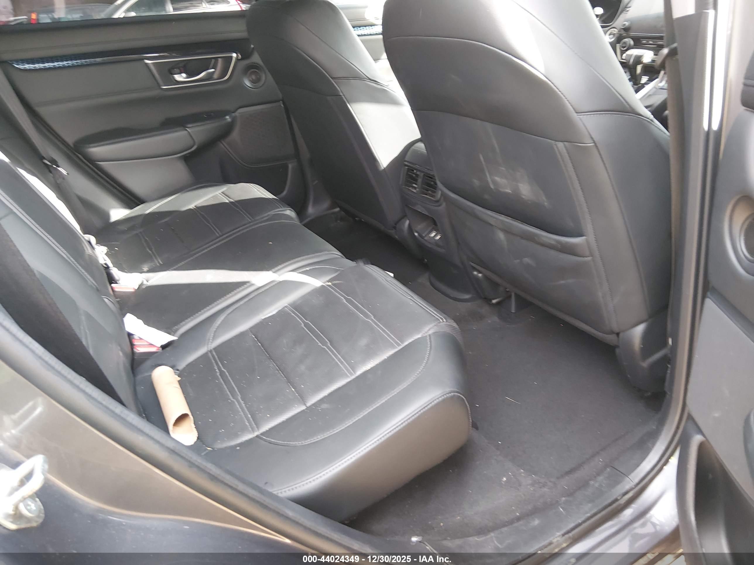 HONDA CR-V image 8