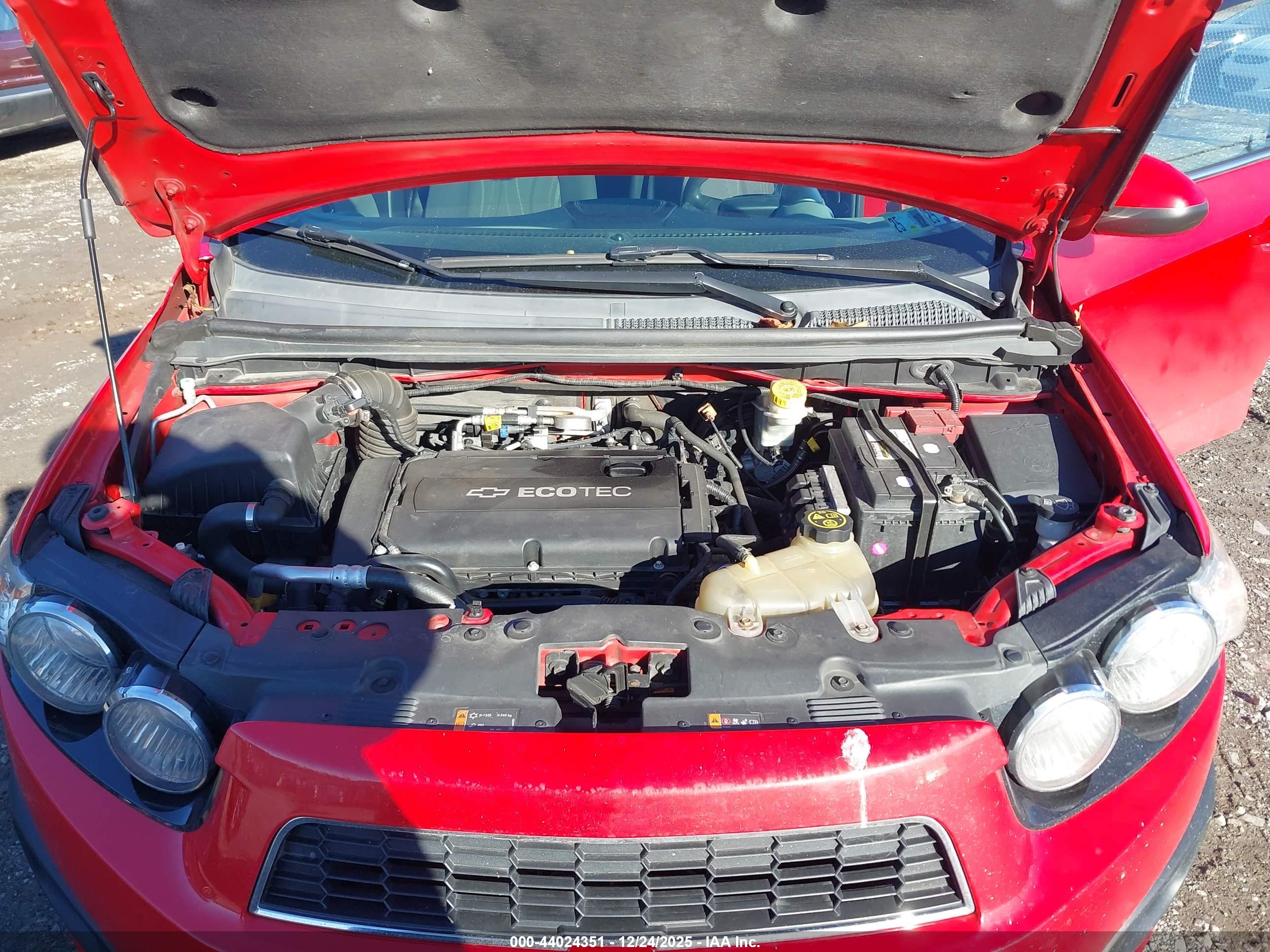 CHEVROLET SONIC image 10