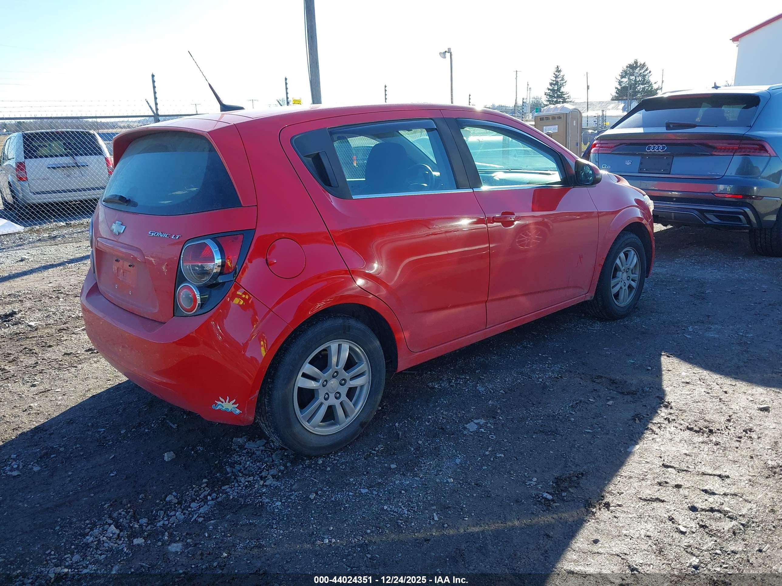 CHEVROLET SONIC image 4
