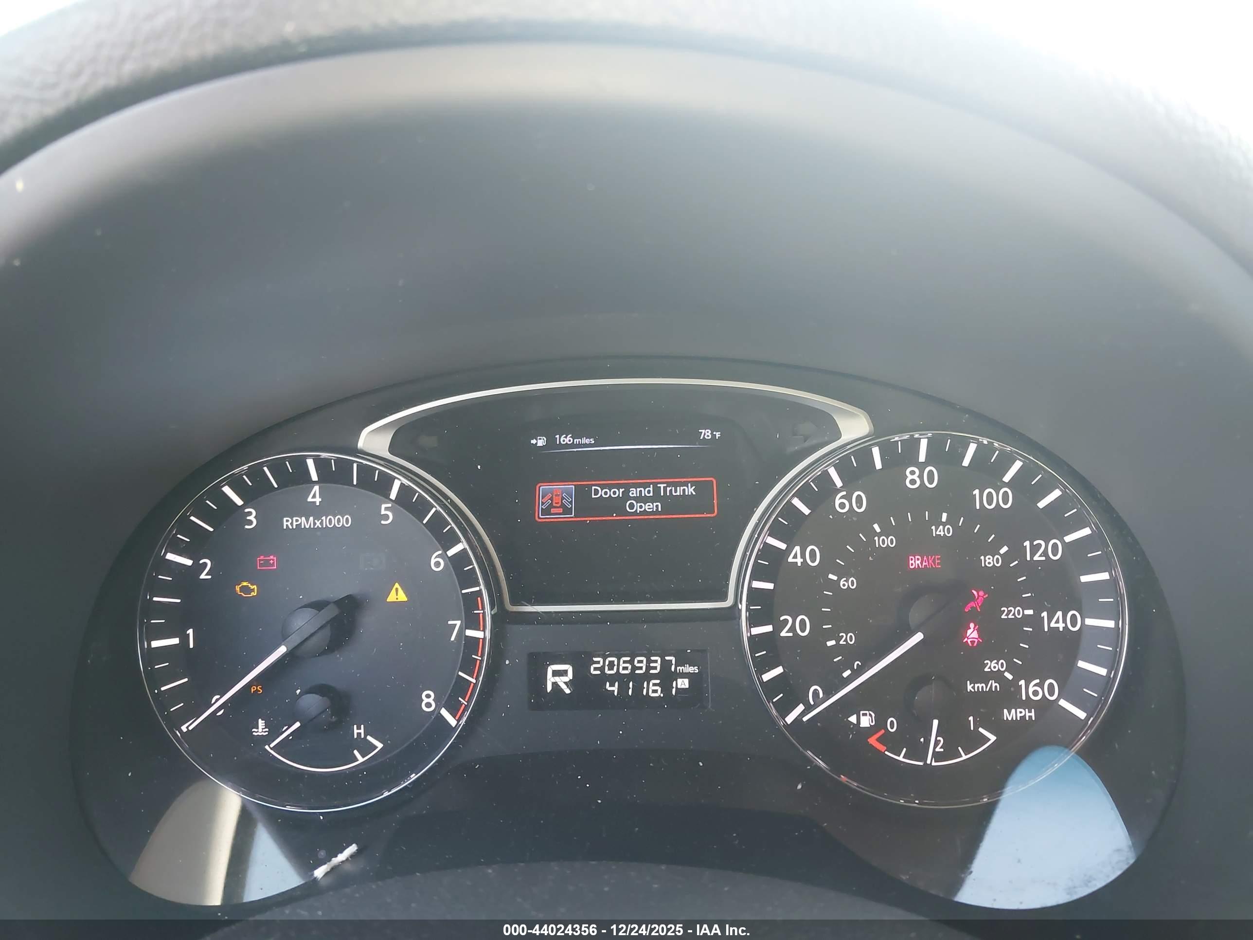 NISSAN ALTIMA image 7