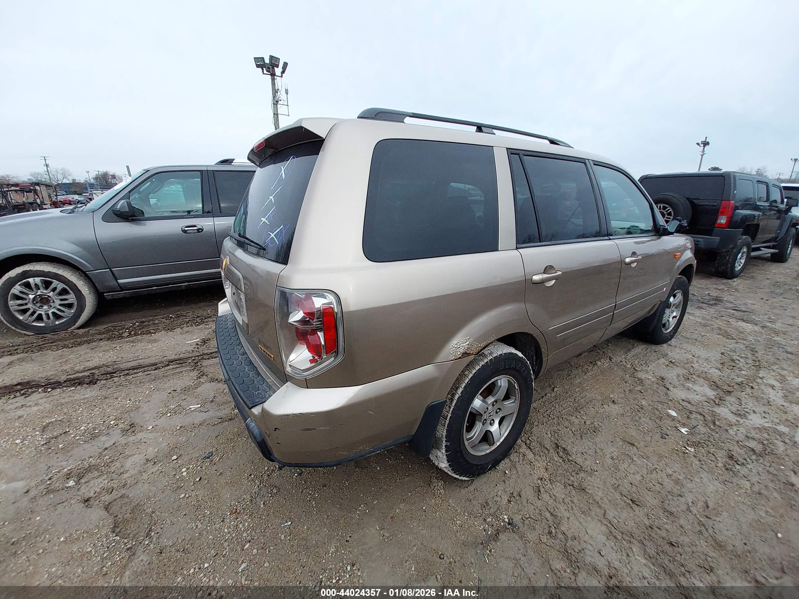 HONDA PILOT image 4