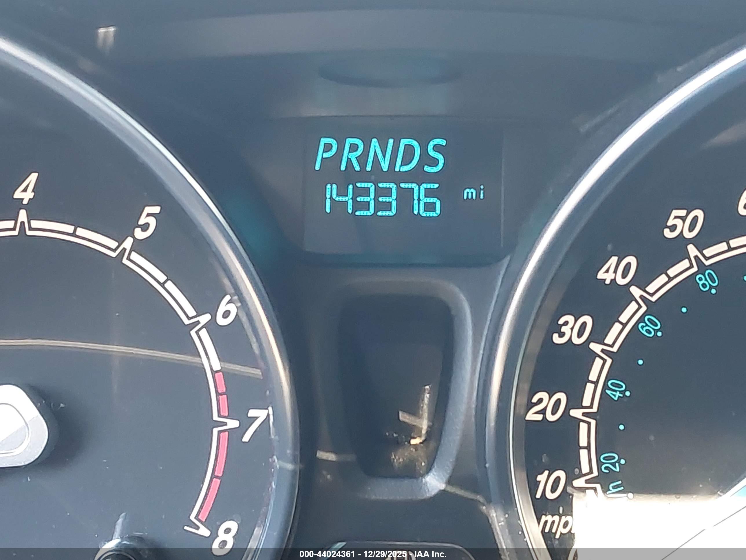 FORD FIESTA image 7