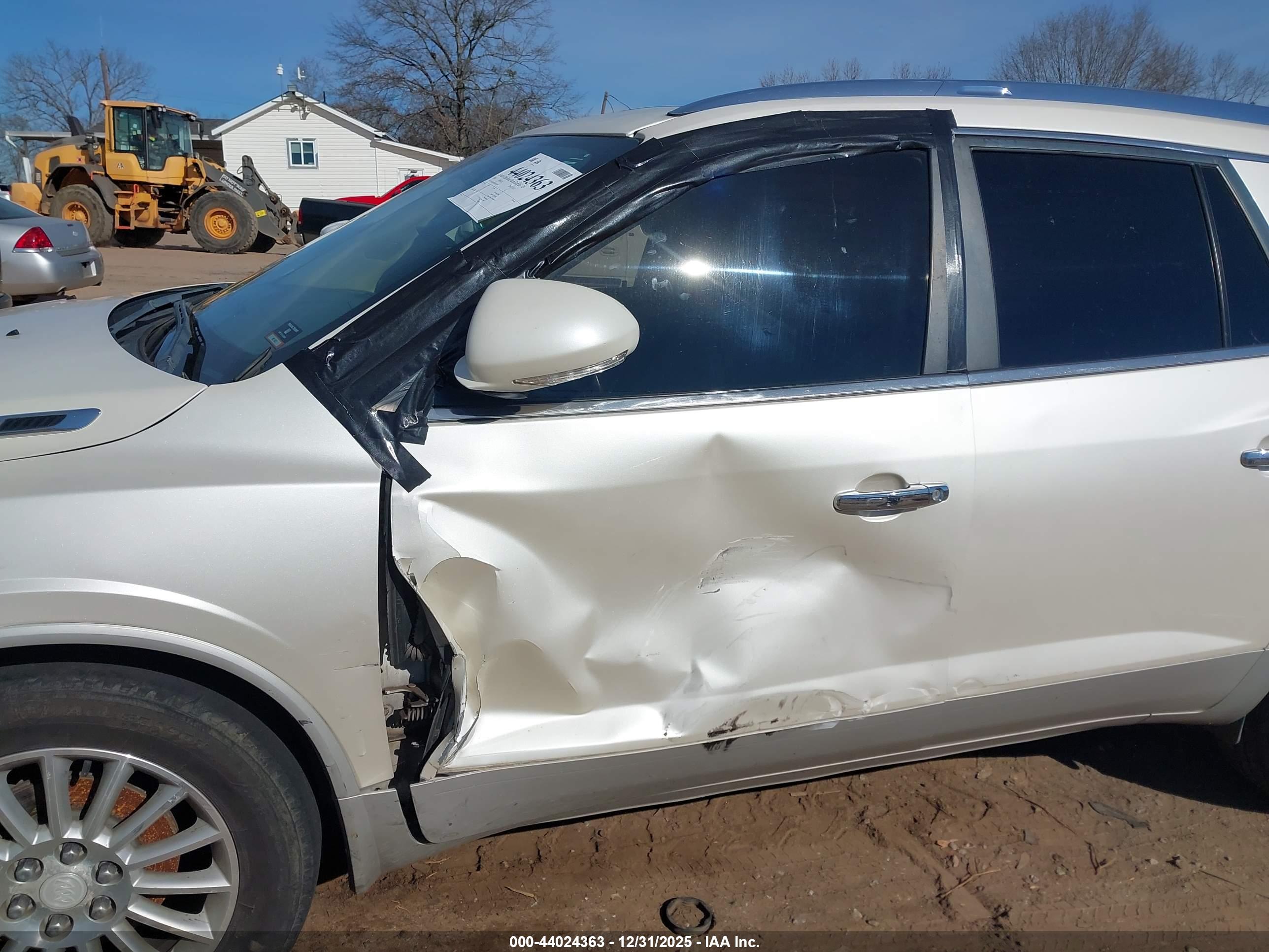 BUICK ENCLAVE image 6