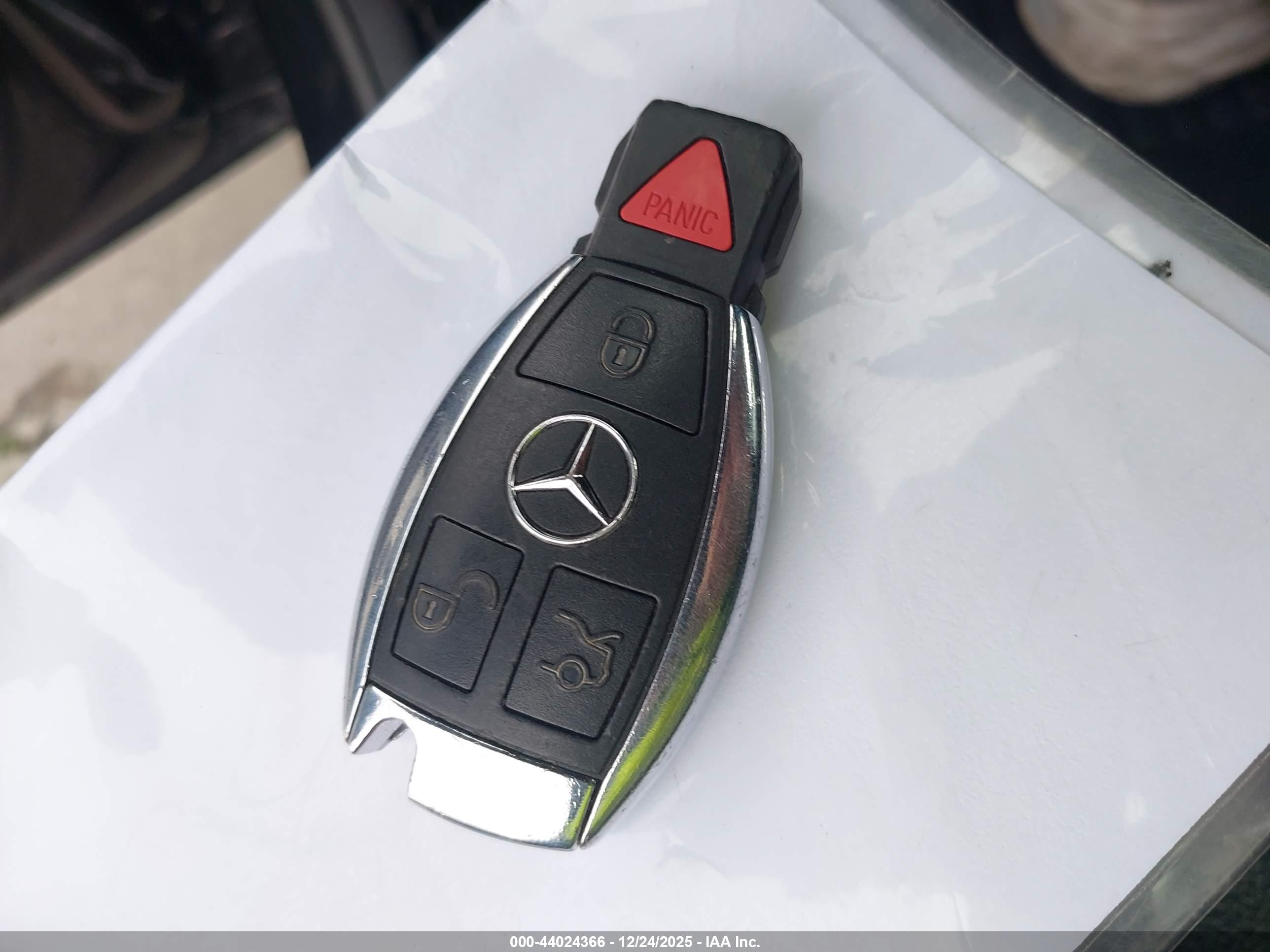 MERCEDES-BENZ C image 11