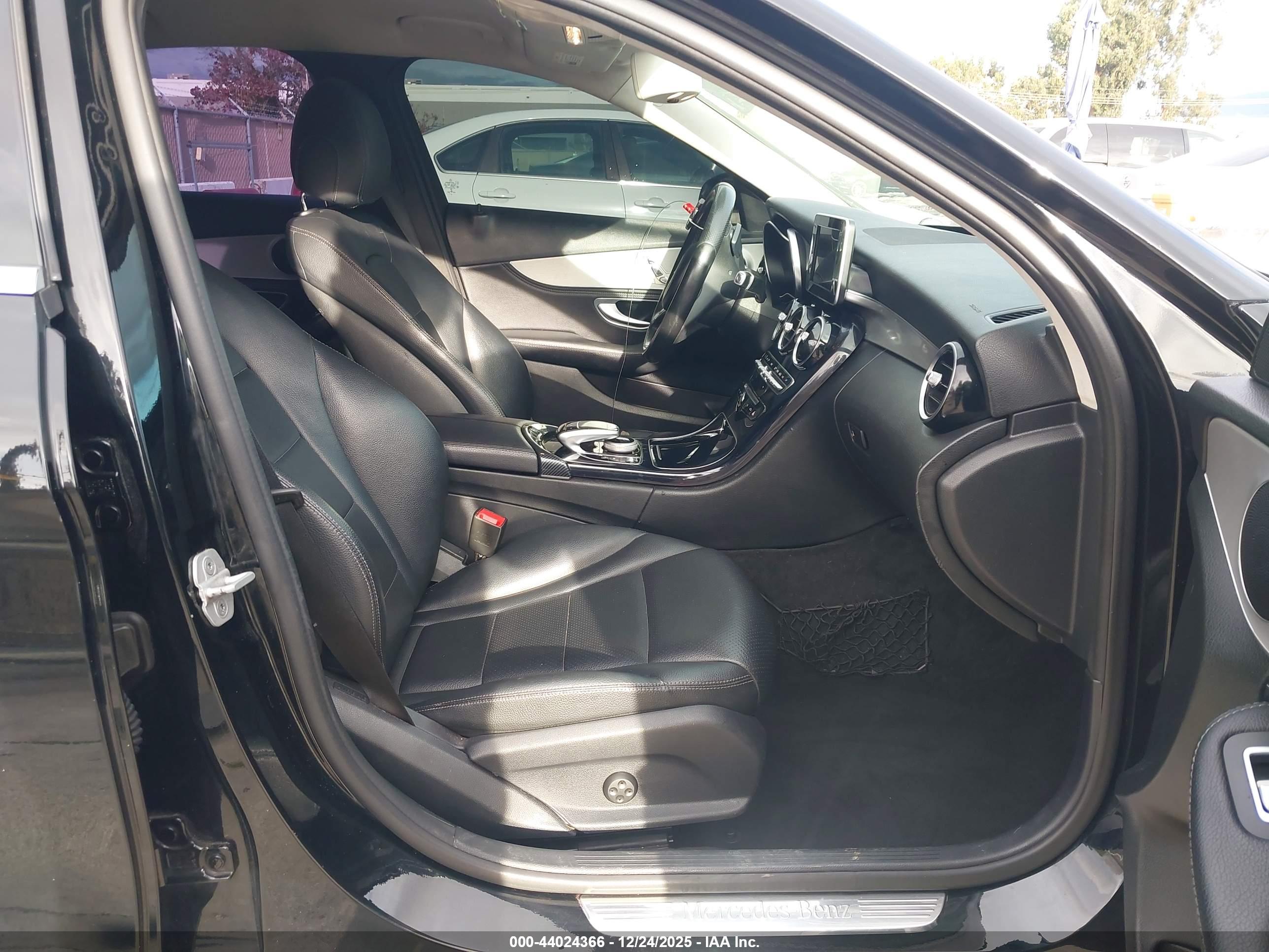 MERCEDES-BENZ C image 5
