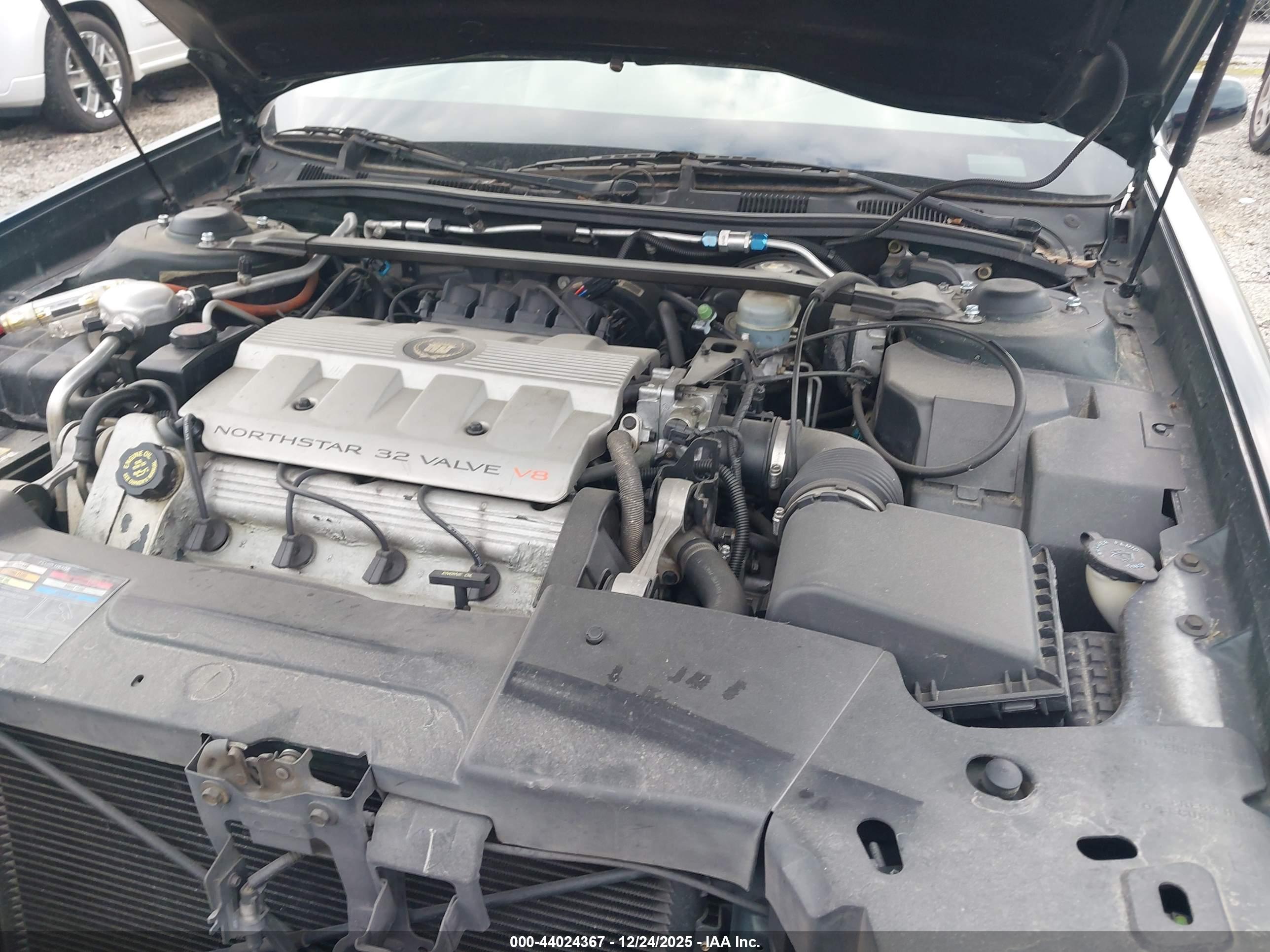 CADILLAC DEVILLE image 10