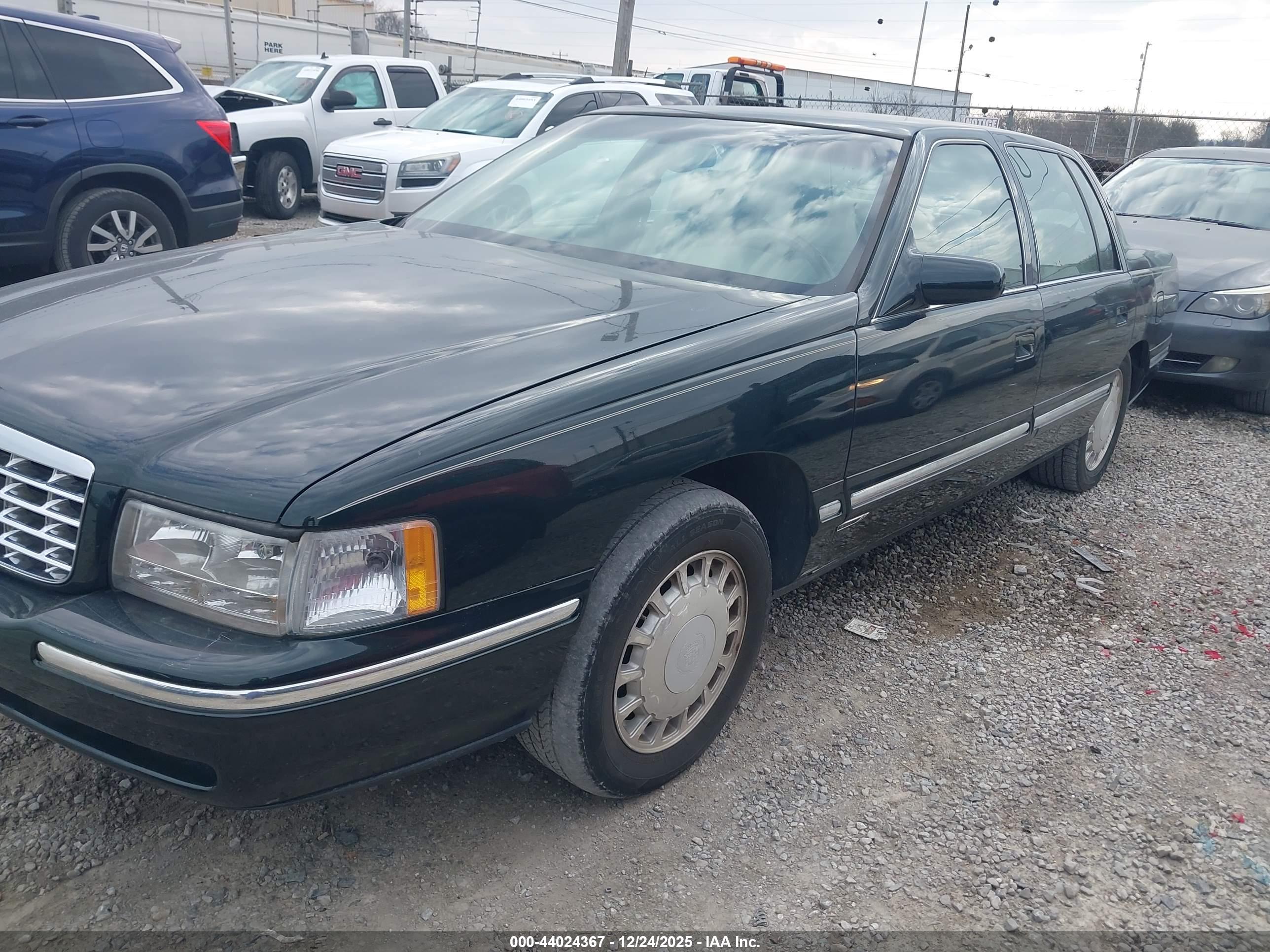 CADILLAC DEVILLE image 2
