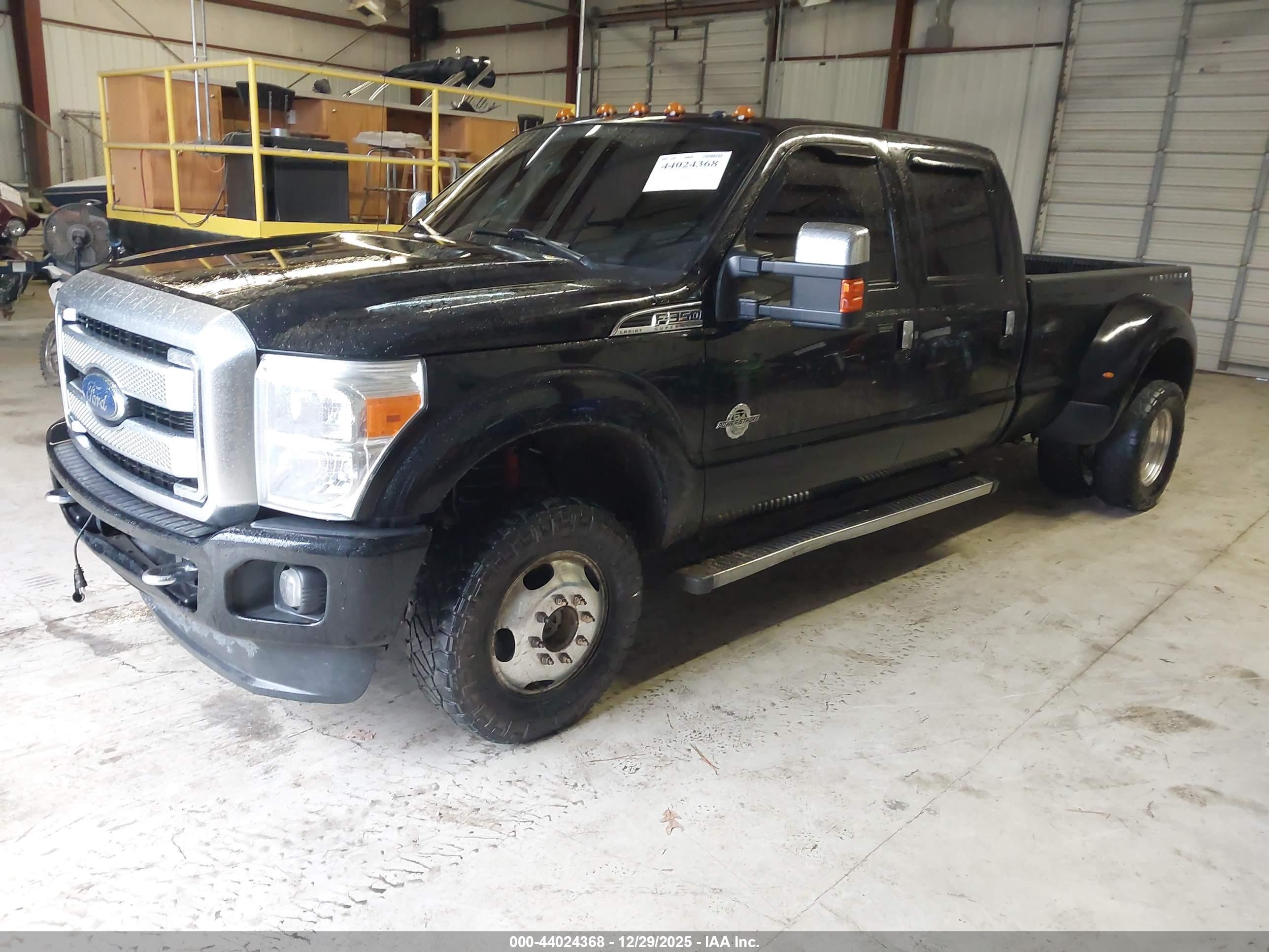 FORD F-350 image 2