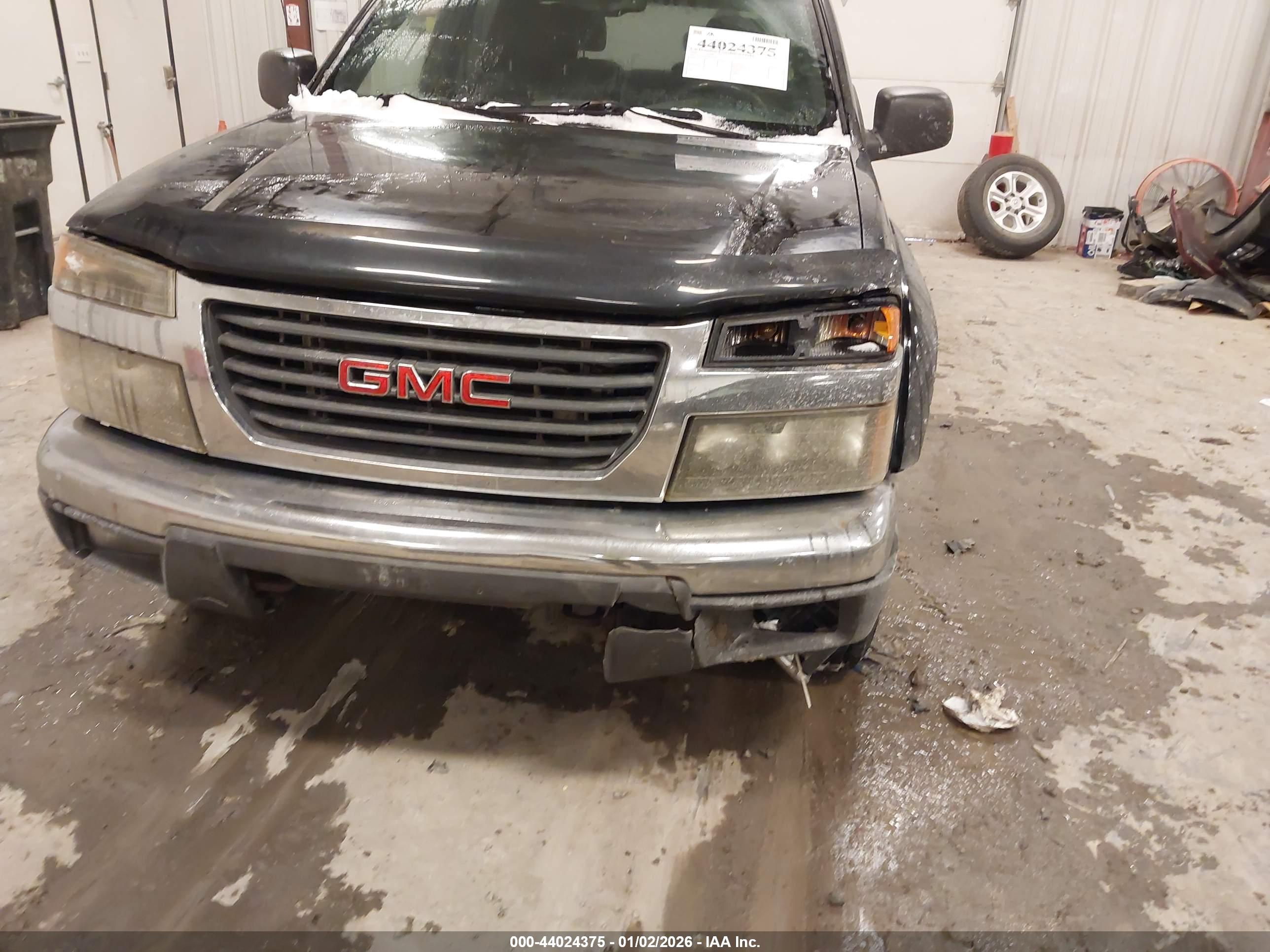GMC CANYON image 6