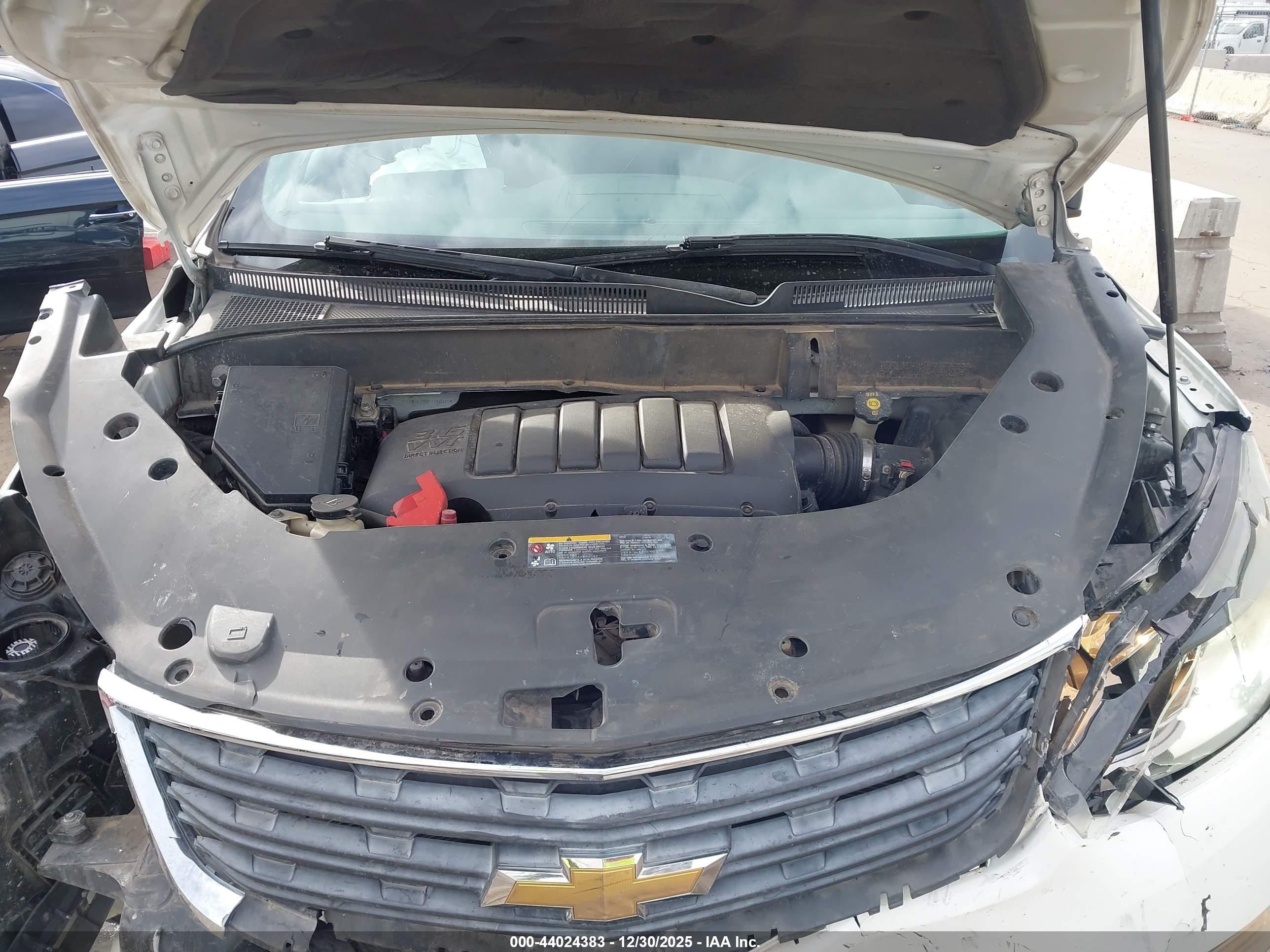 CHEVROLET TRAVERSE image 10