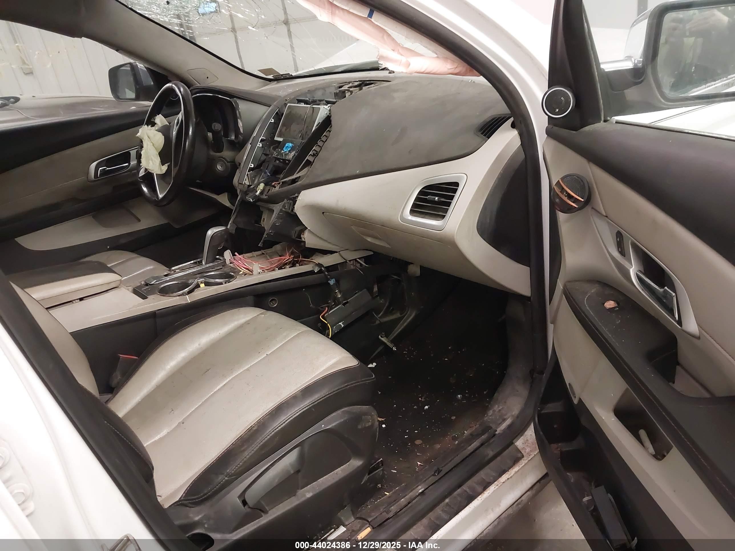 GMC TERRAIN image 5