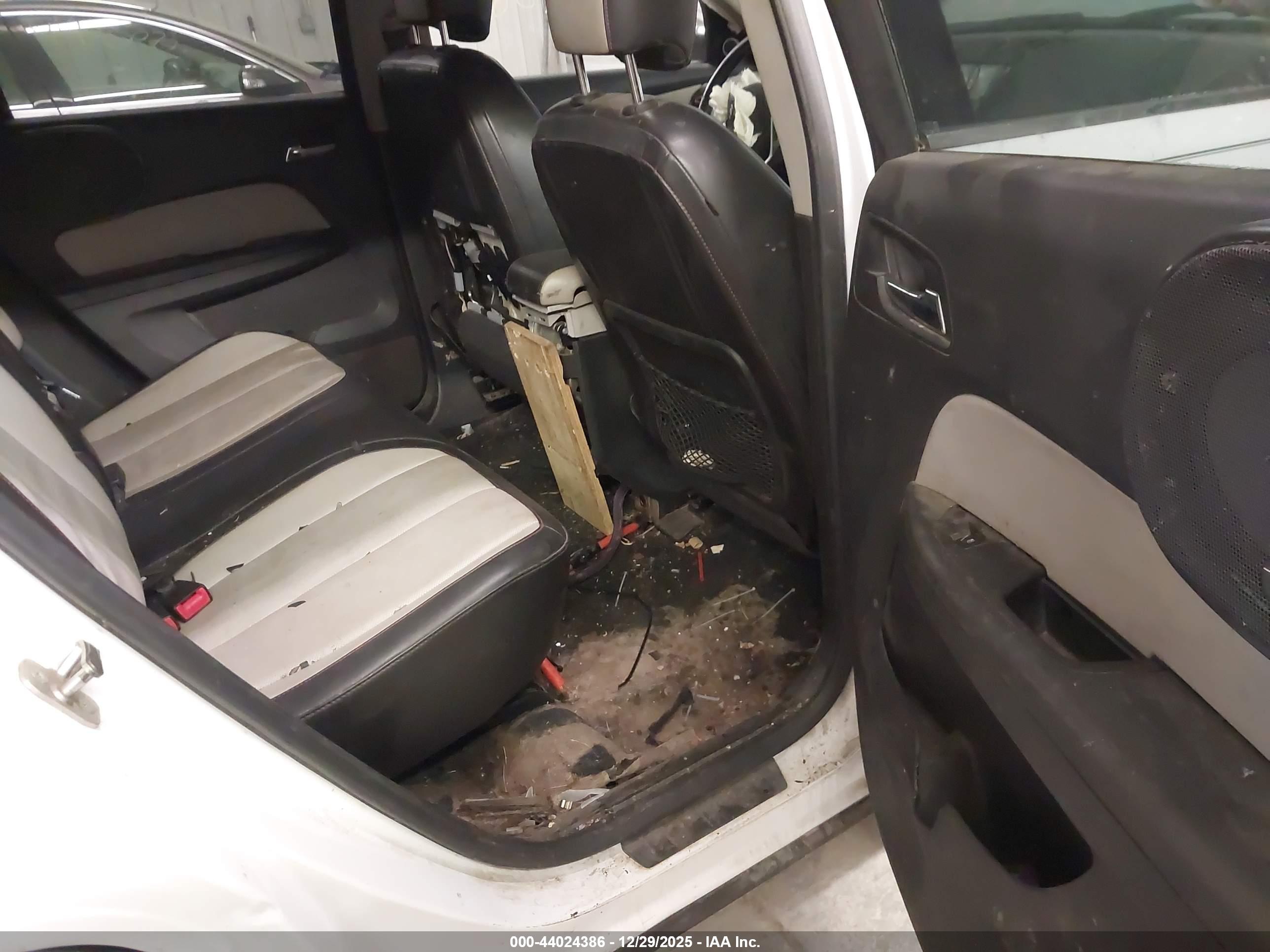 GMC TERRAIN image 8