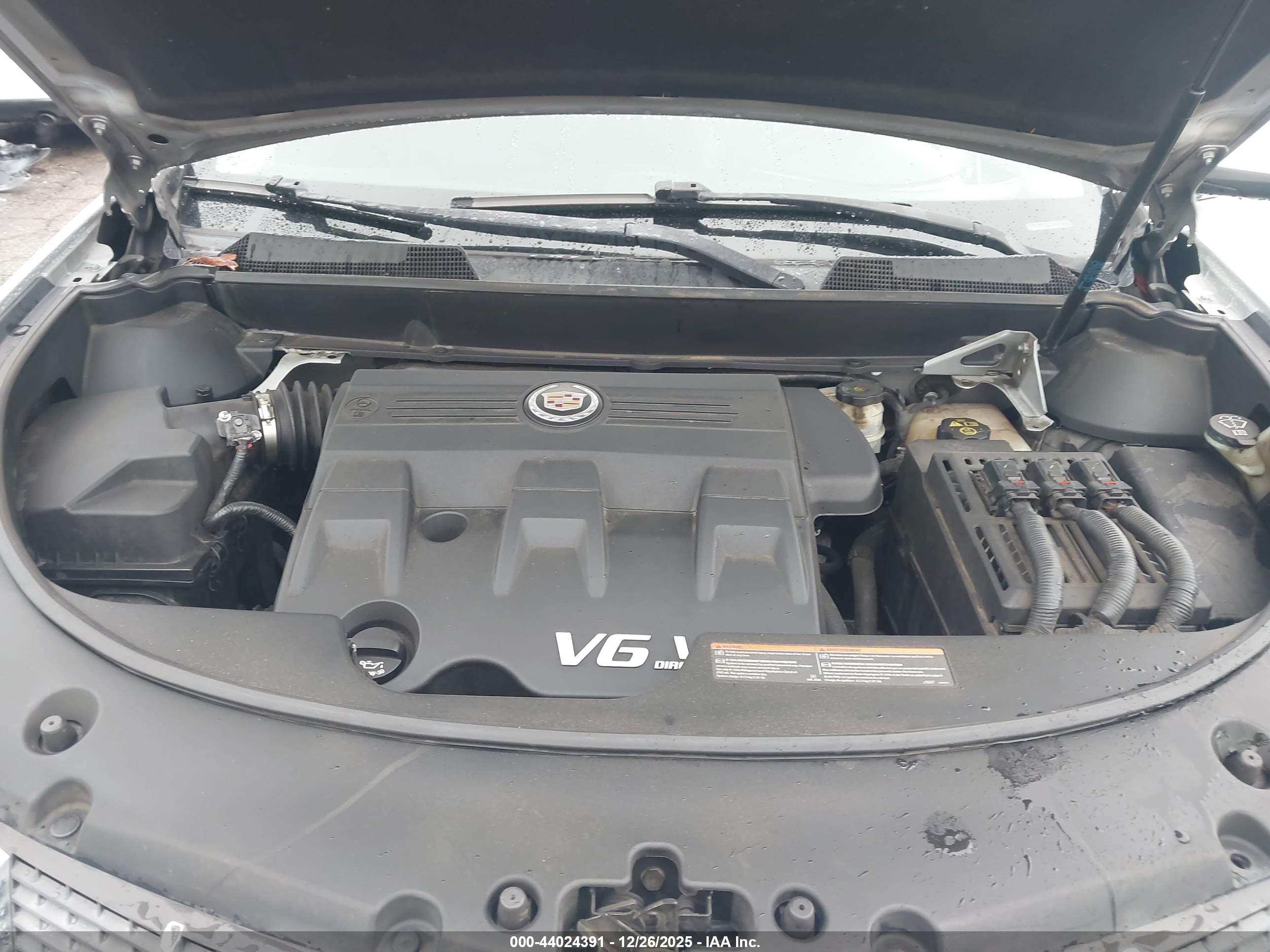 CADILLAC SRX image 10