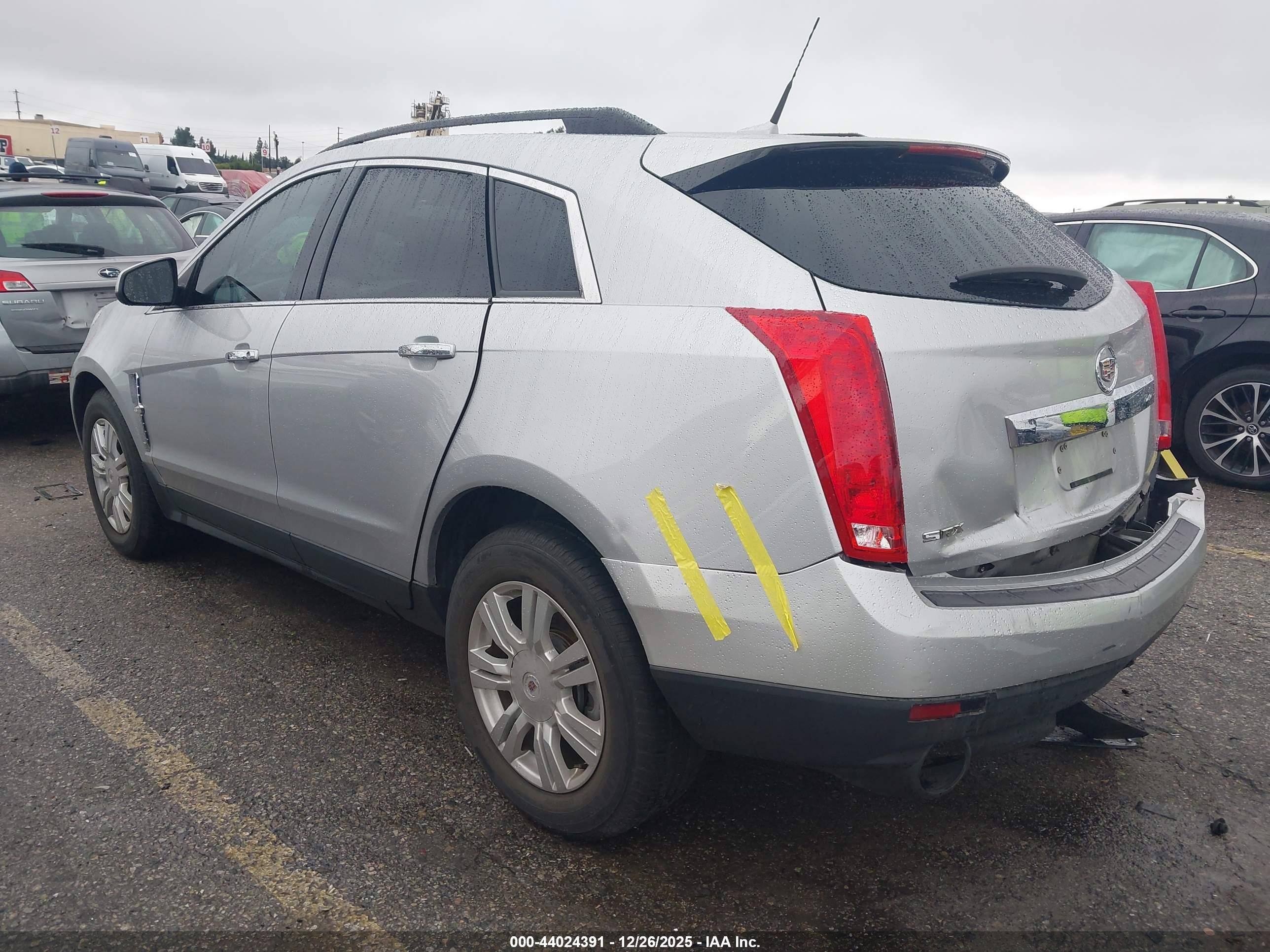 CADILLAC SRX image 3