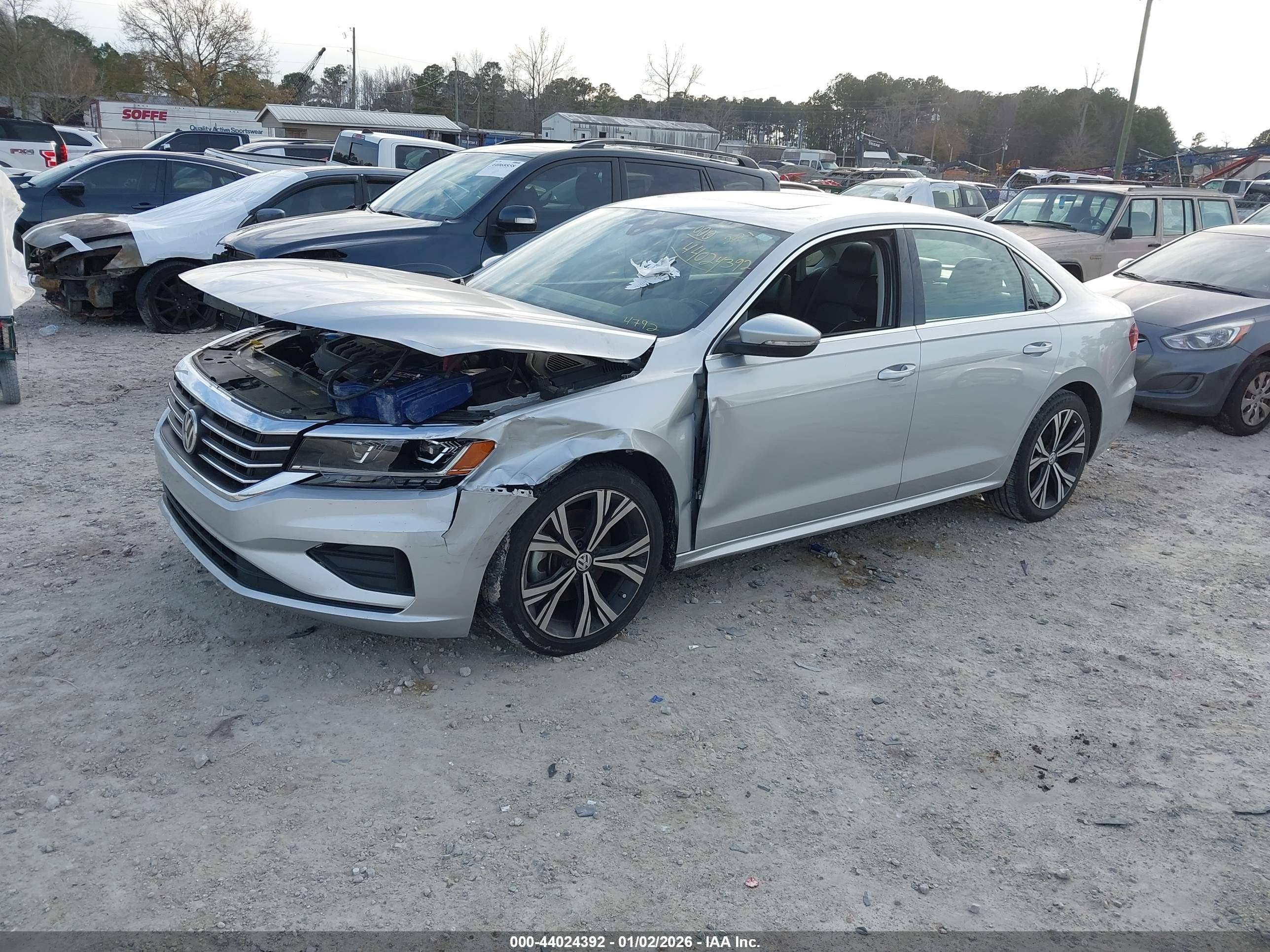 VOLKSWAGEN PASSAT image 2