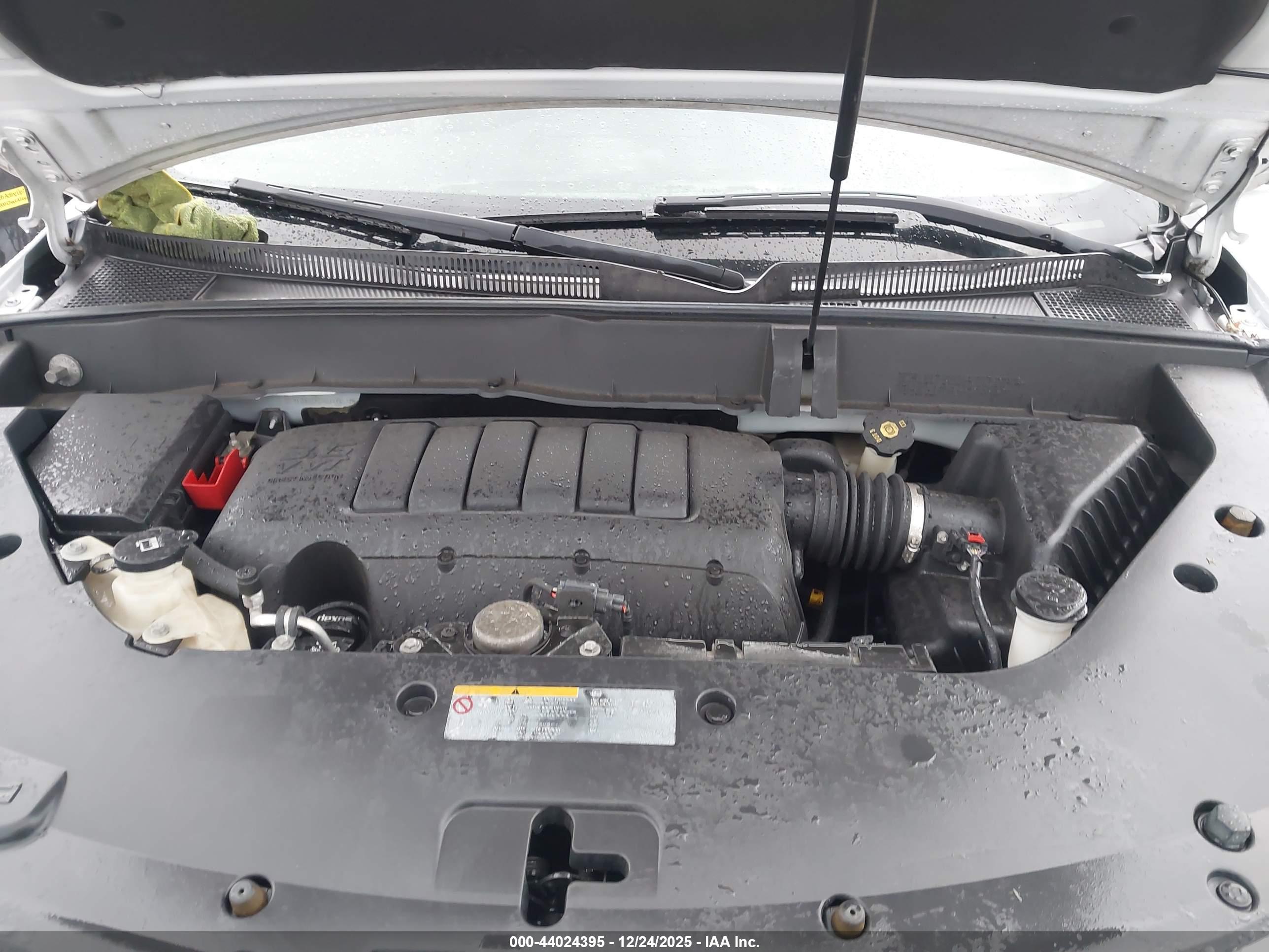CHEVROLET TRAVERSE image 10