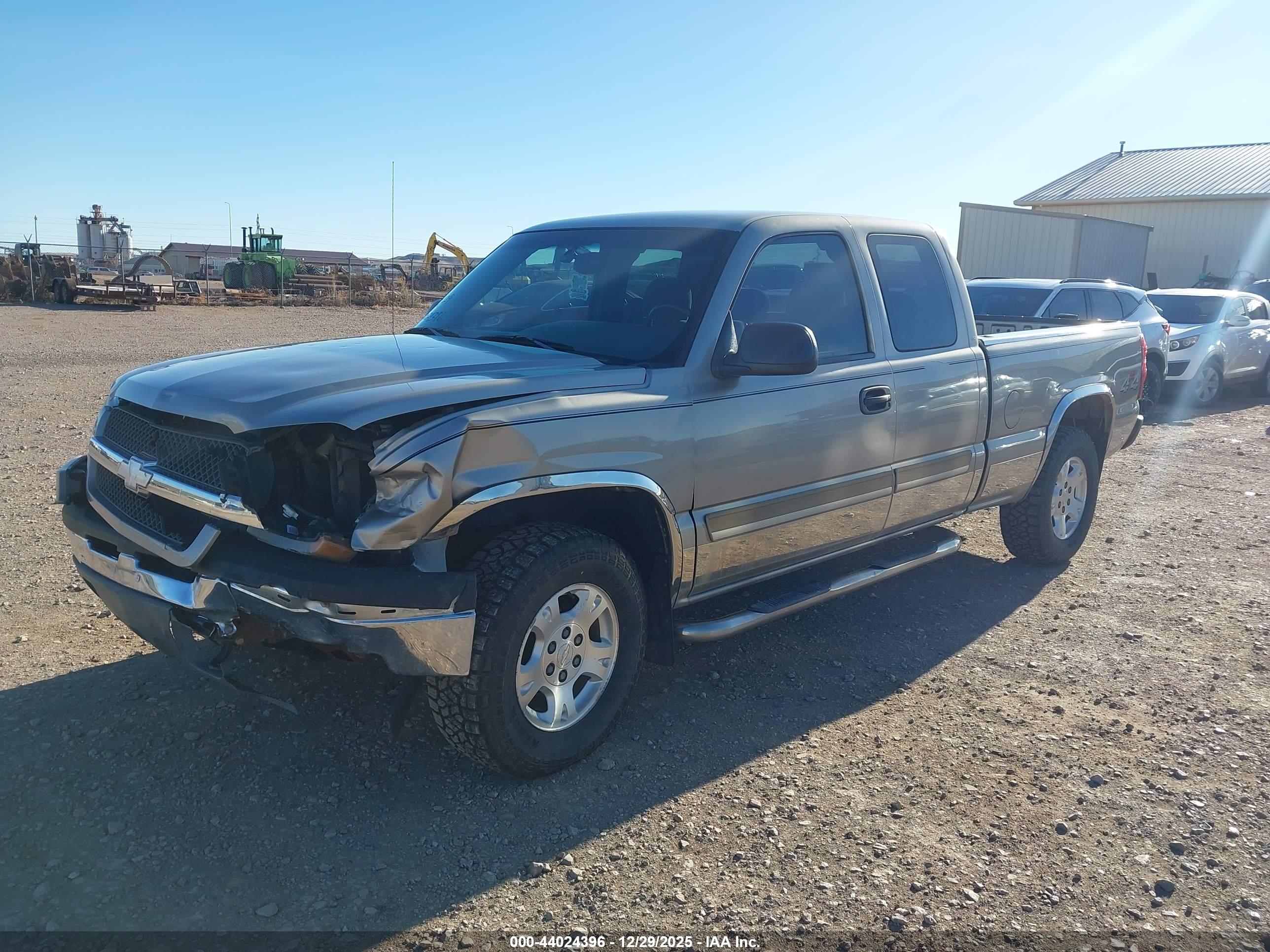 CHEVROLET SILVERADO image 2