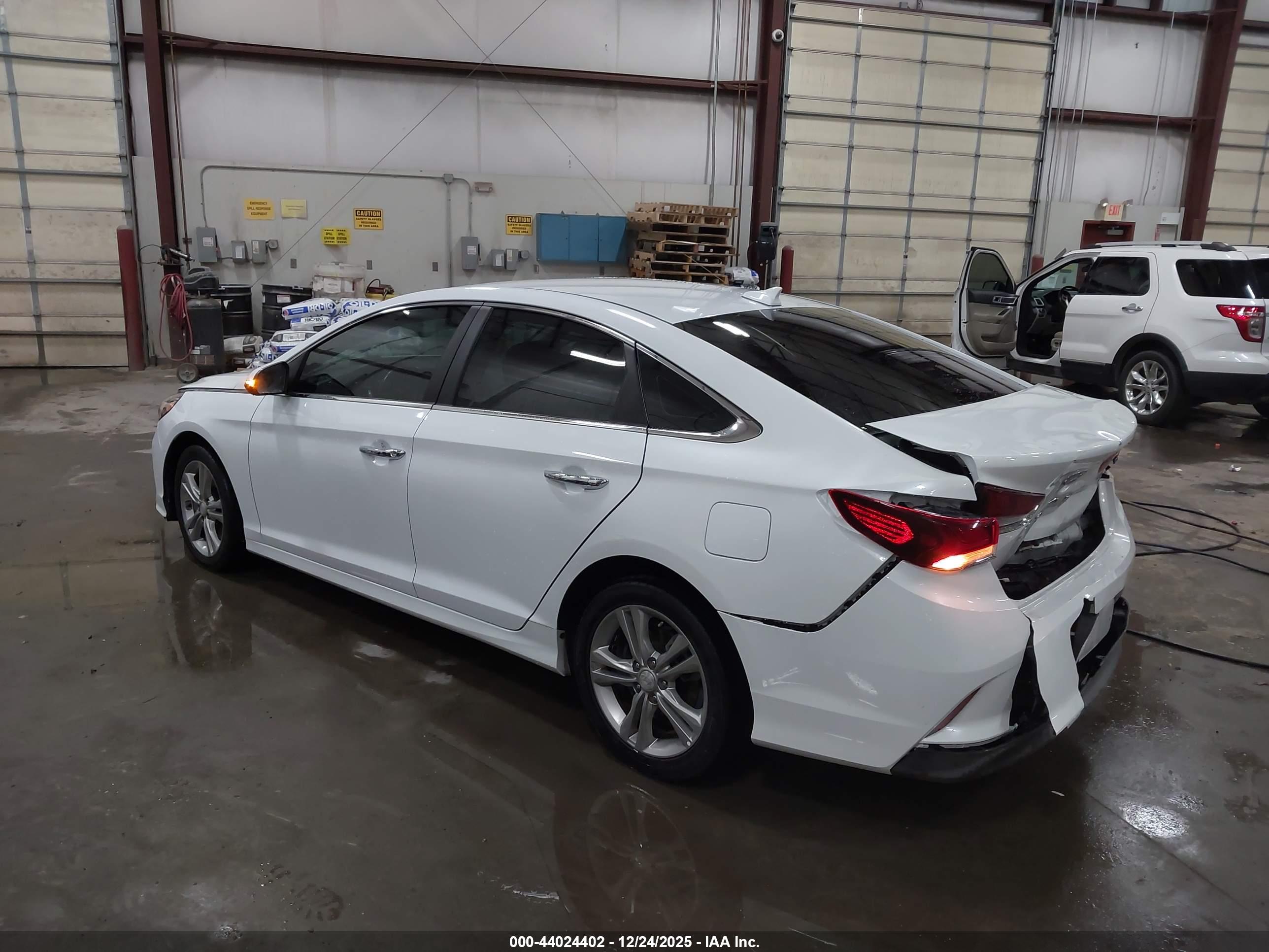 HYUNDAI SONATA image 3
