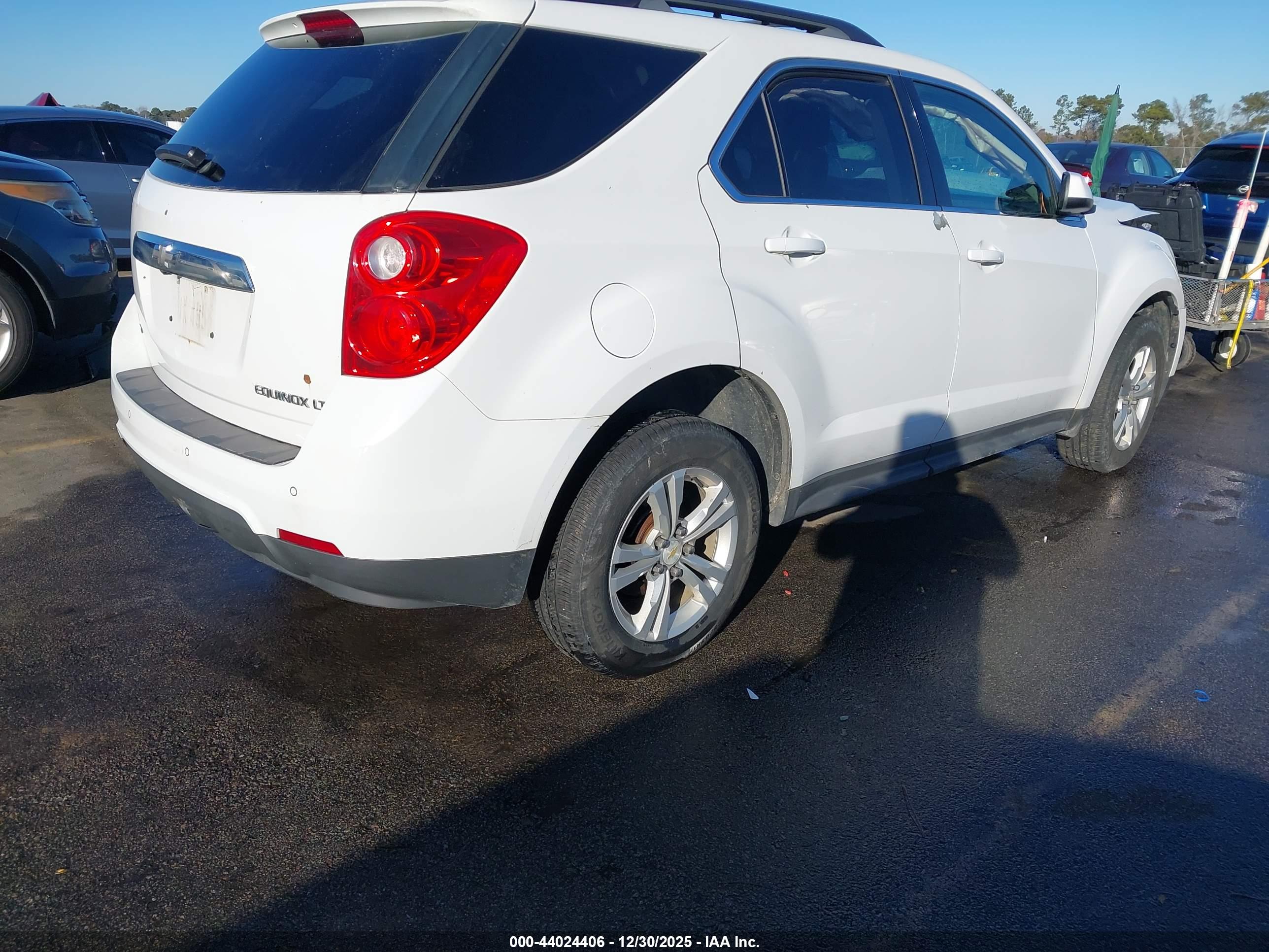 CHEVROLET EQUINOX image 4