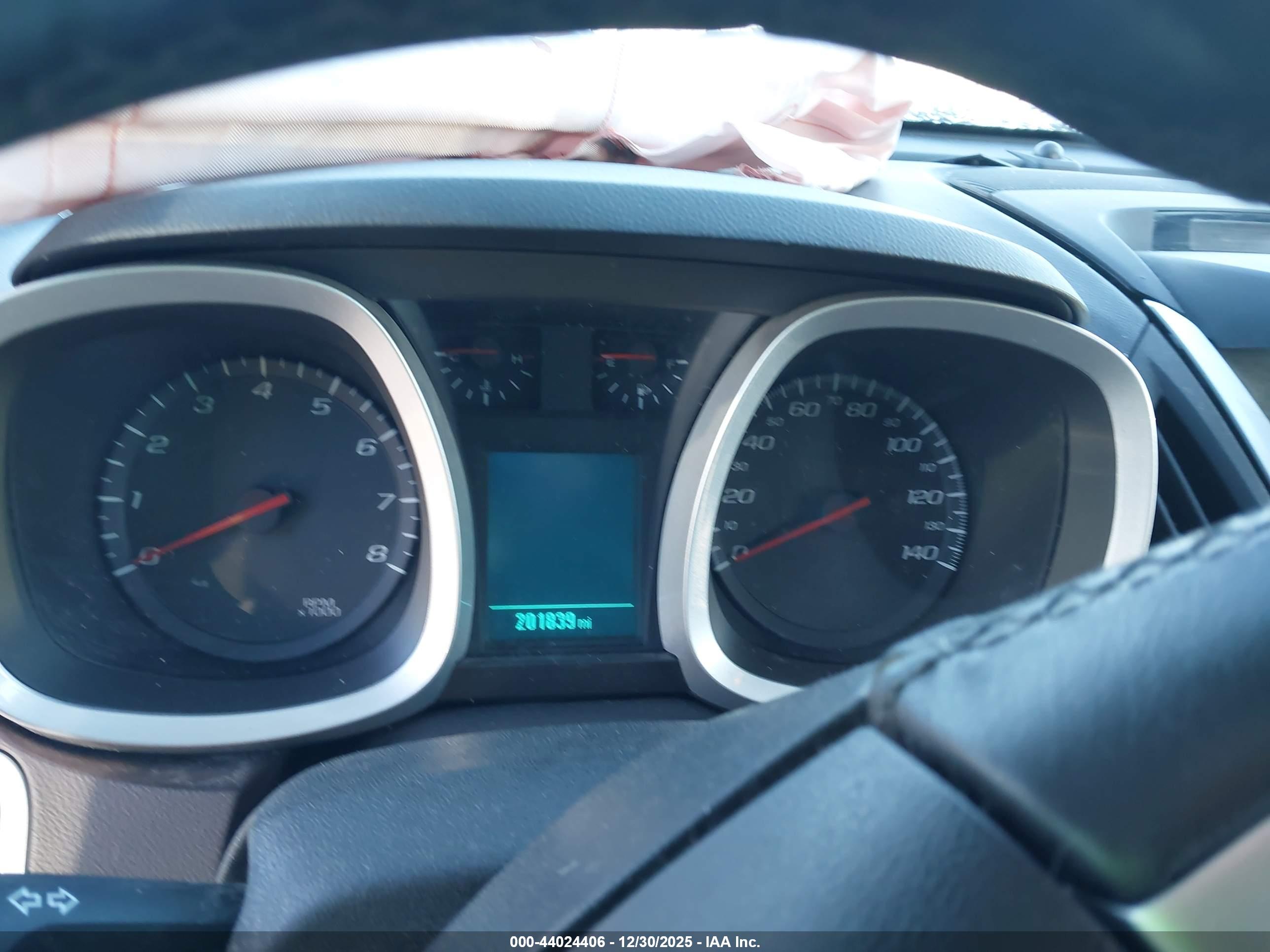 CHEVROLET EQUINOX image 7
