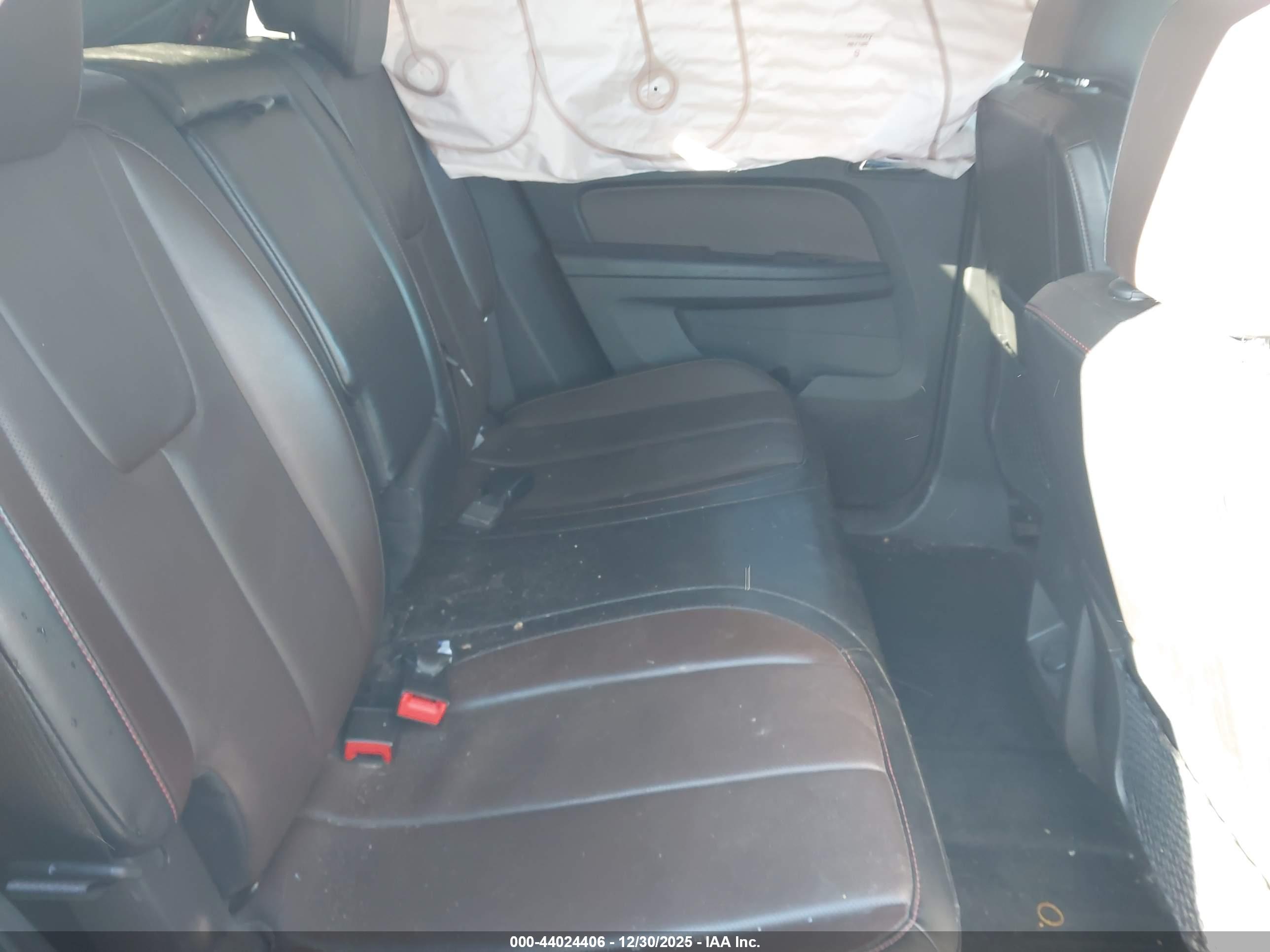 CHEVROLET EQUINOX image 8