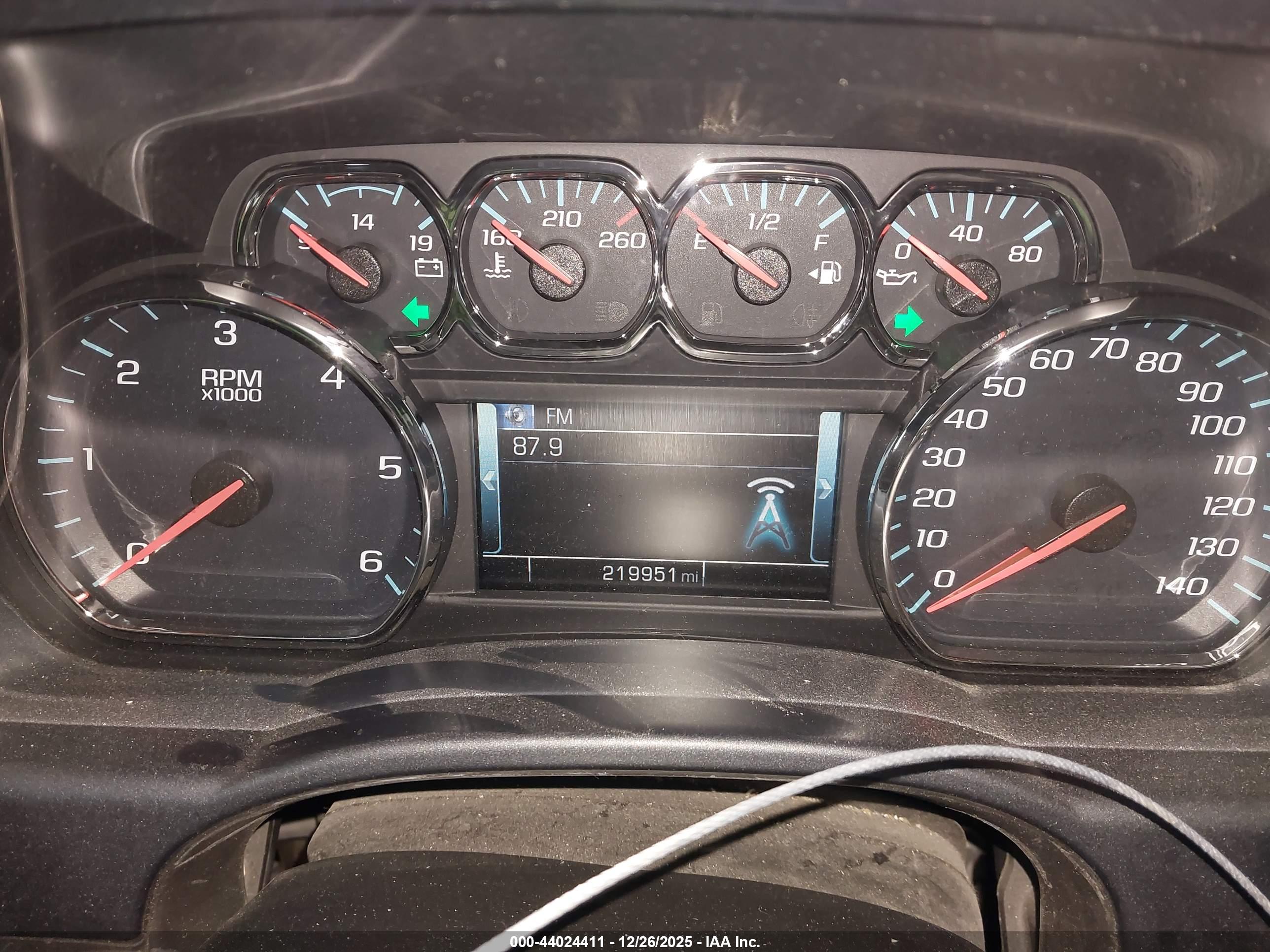 CHEVROLET SILVERADO image 7