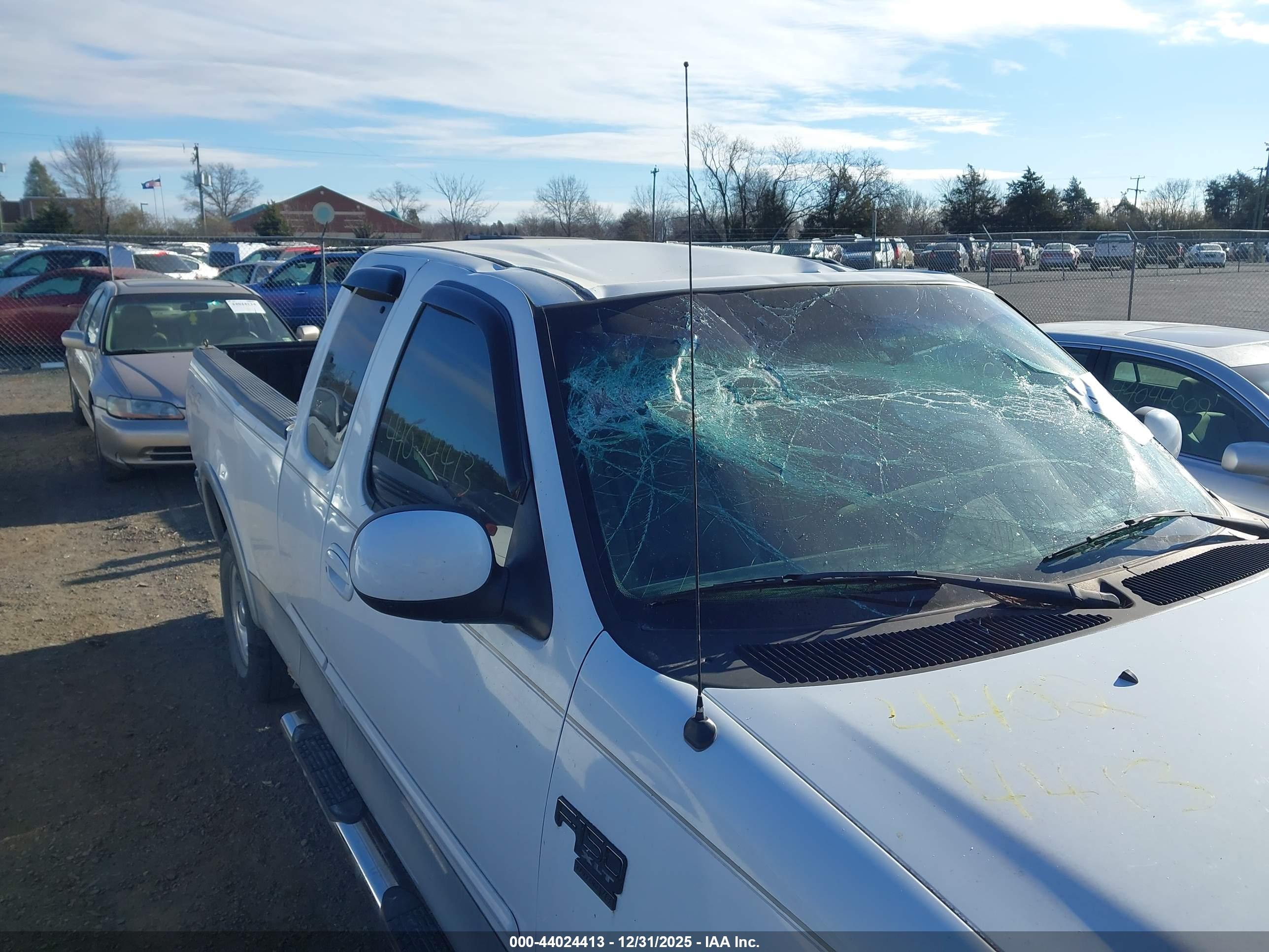 FORD F-150 image 6