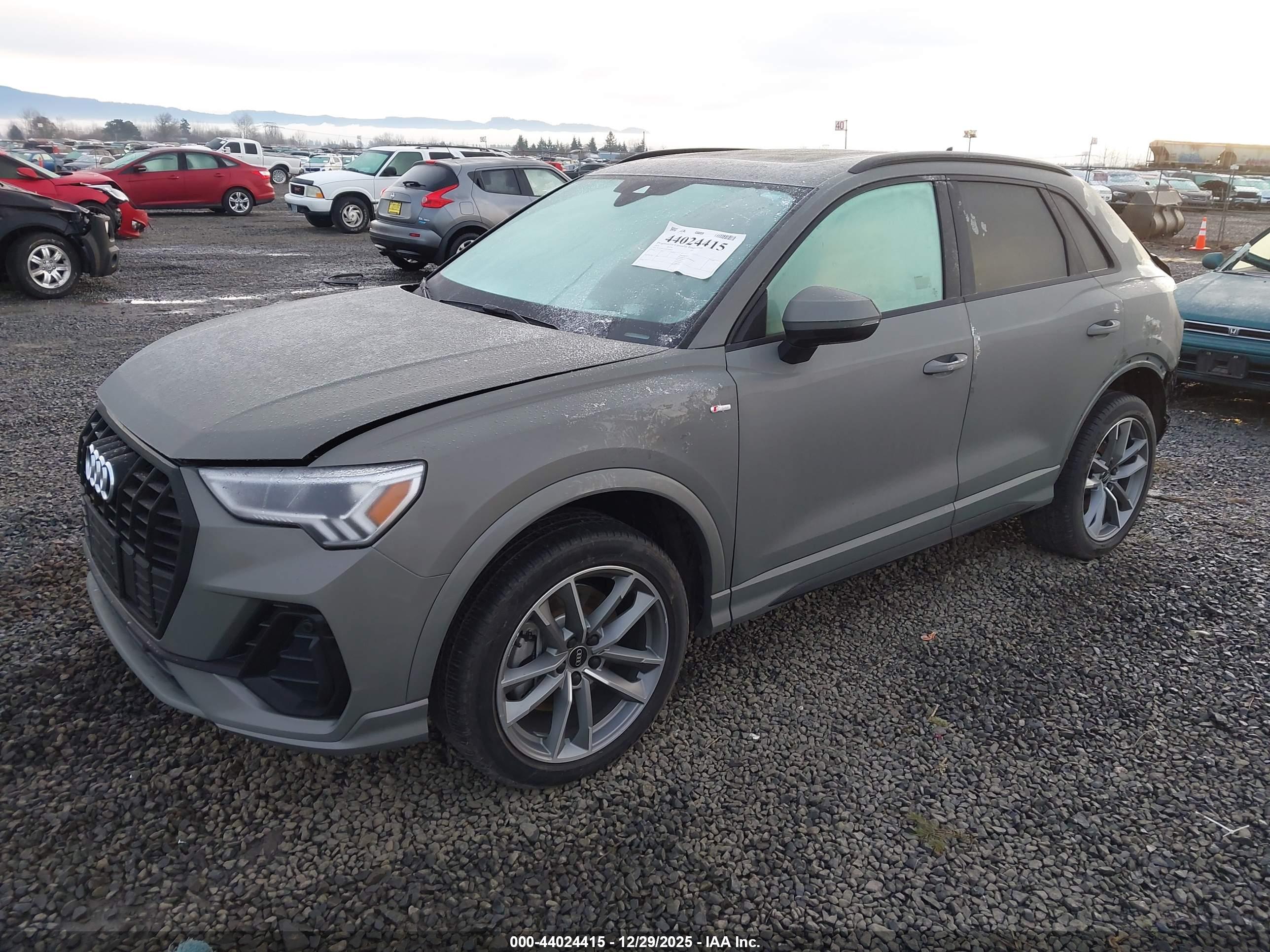 AUDI Q3 image 2