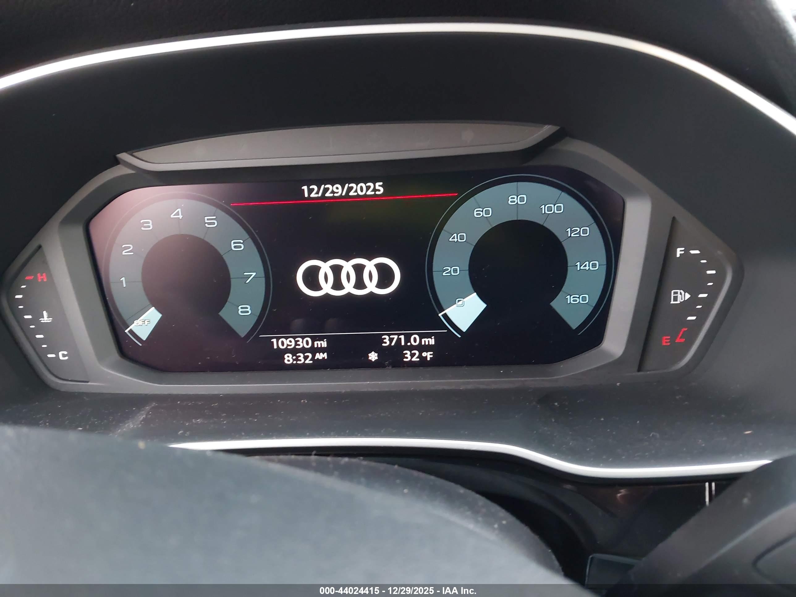 AUDI Q3 image 7