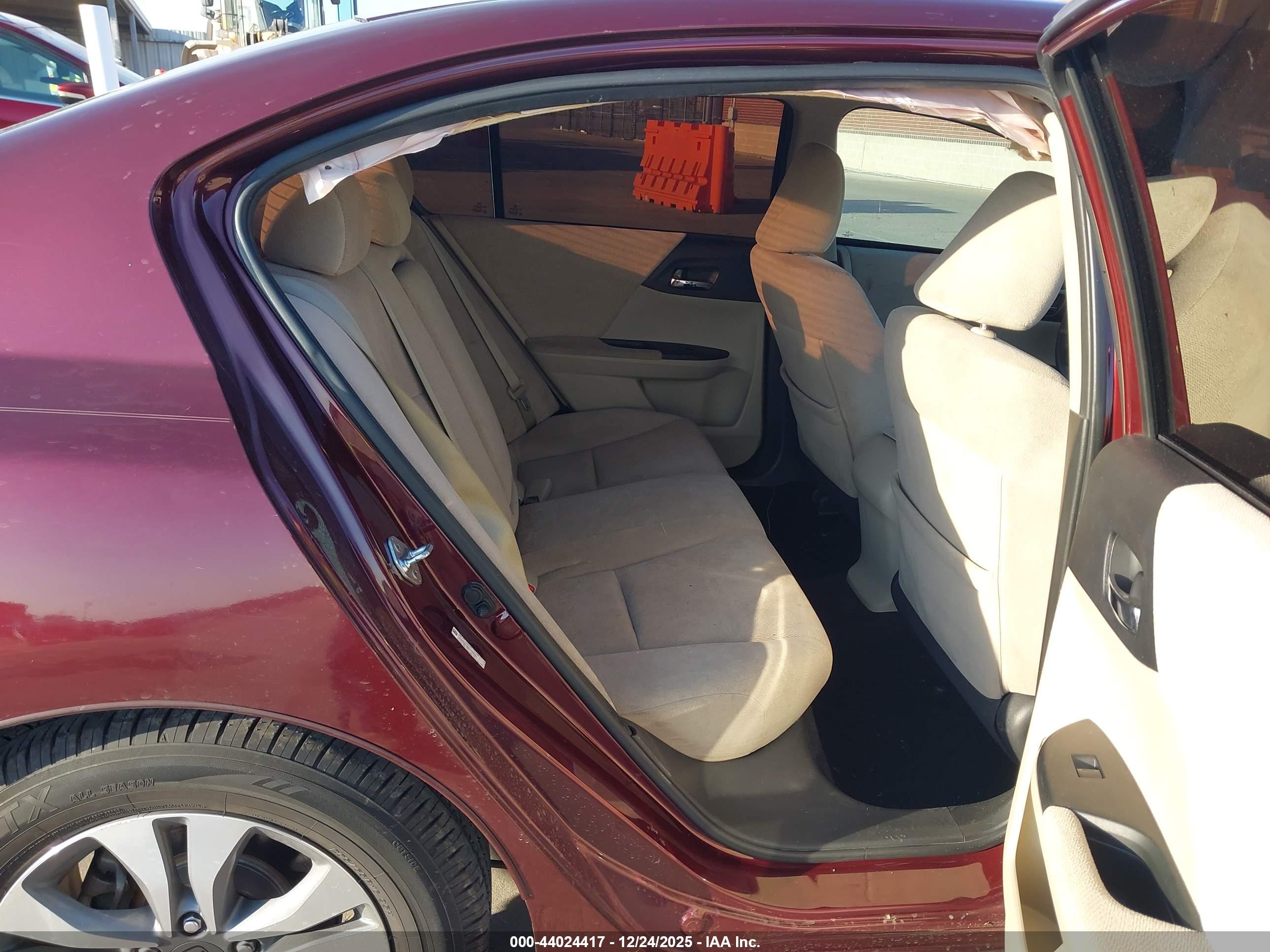 HONDA ACCORD image 8