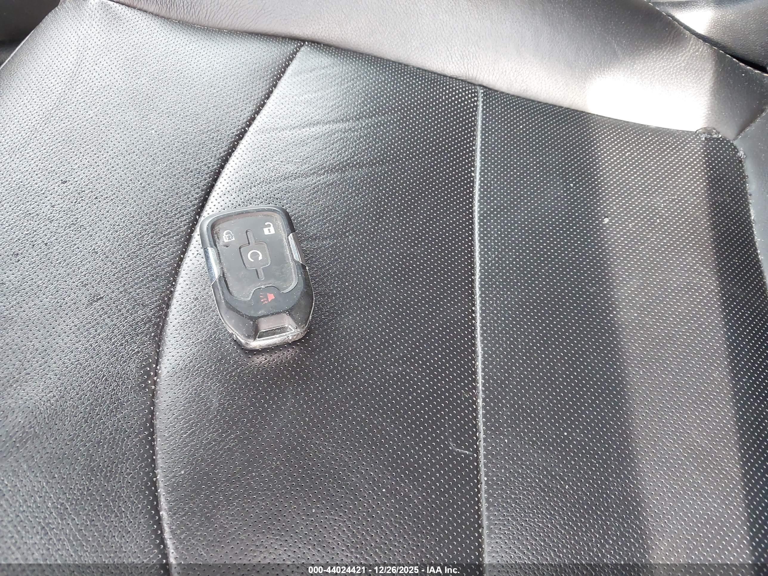 GMC TERRAIN image 11