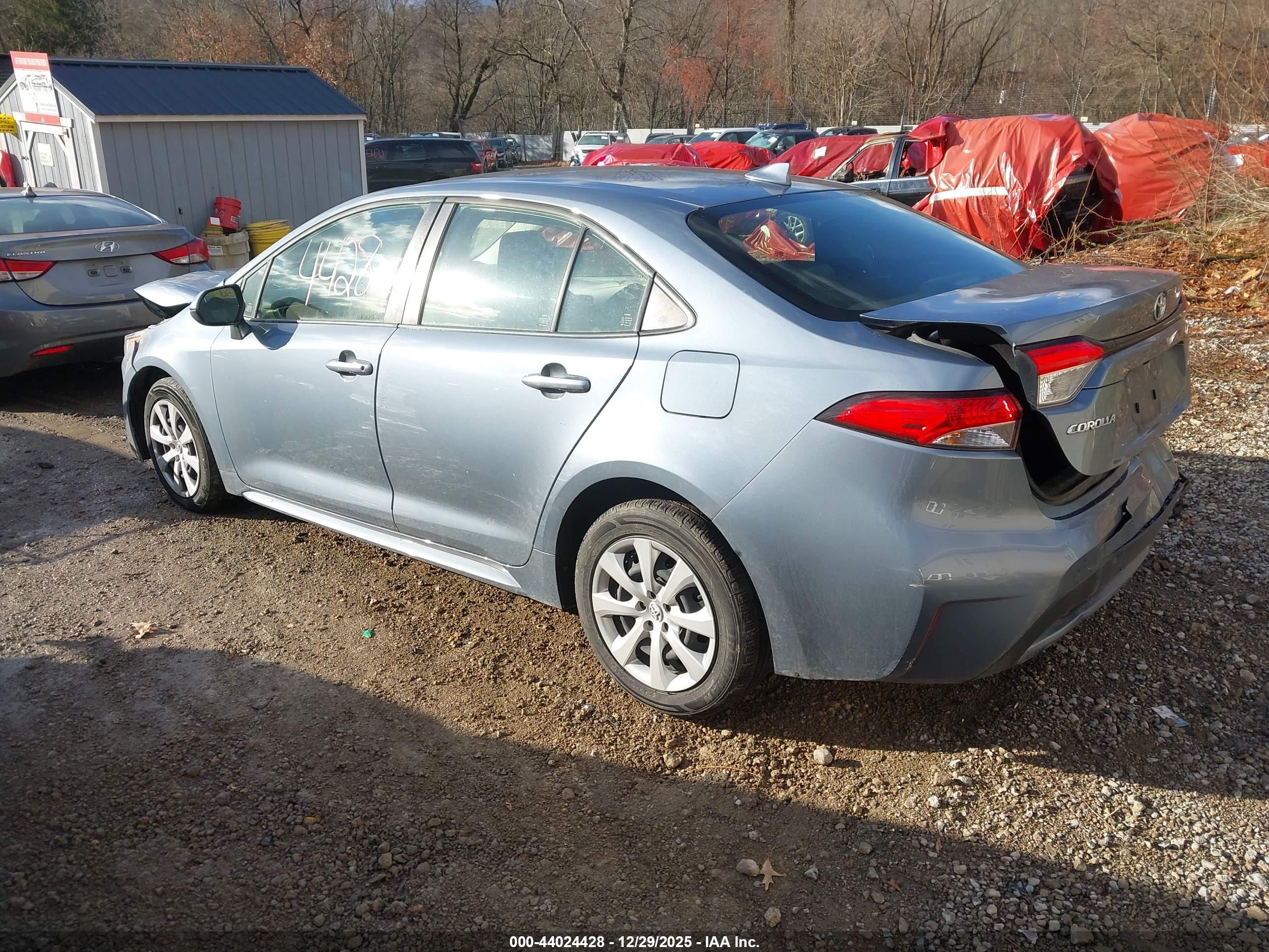 TOYOTA COROLLA image 3