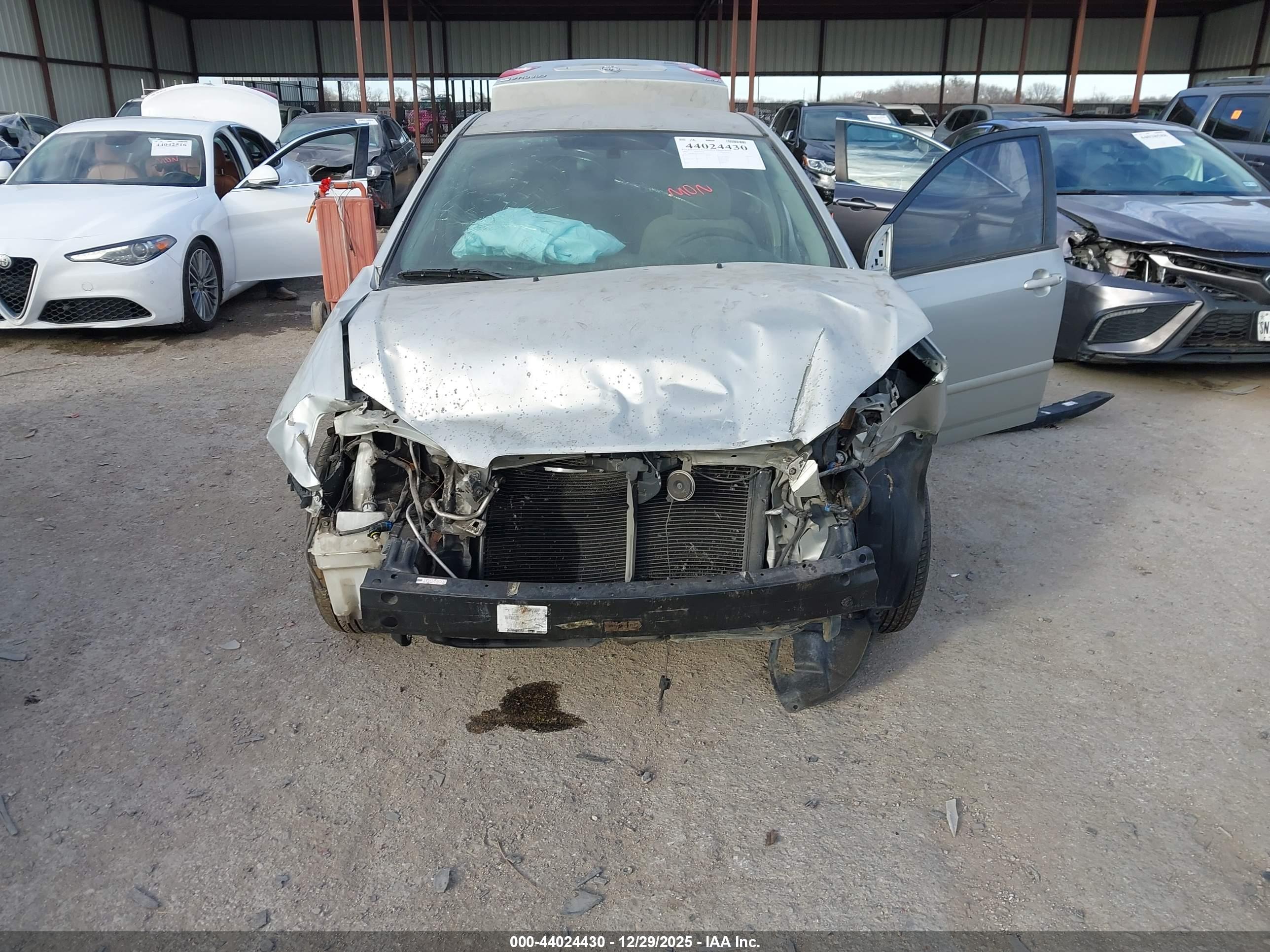 TOYOTA COROLLA image 6