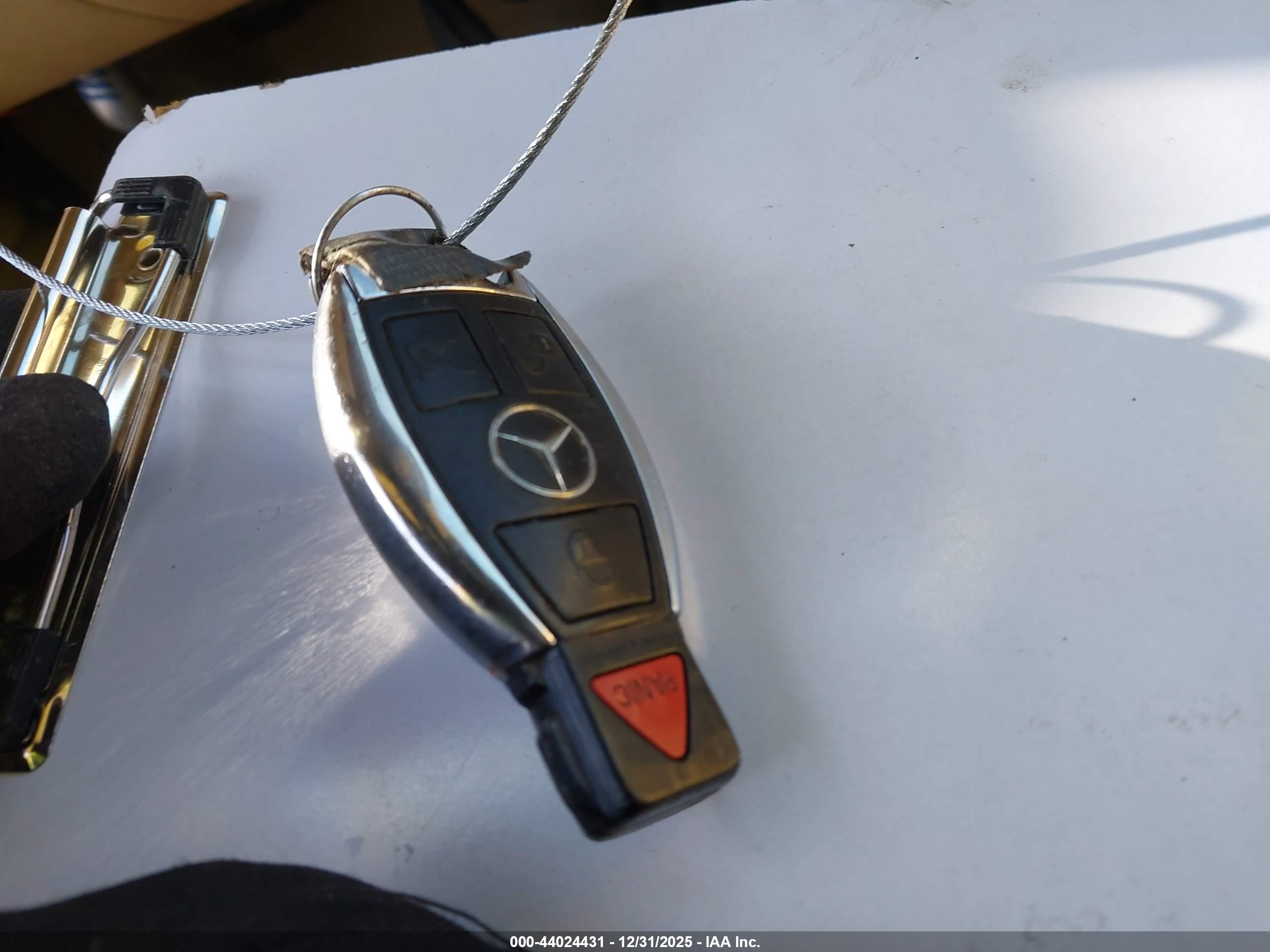 MERCEDES-BENZ CLS image 11