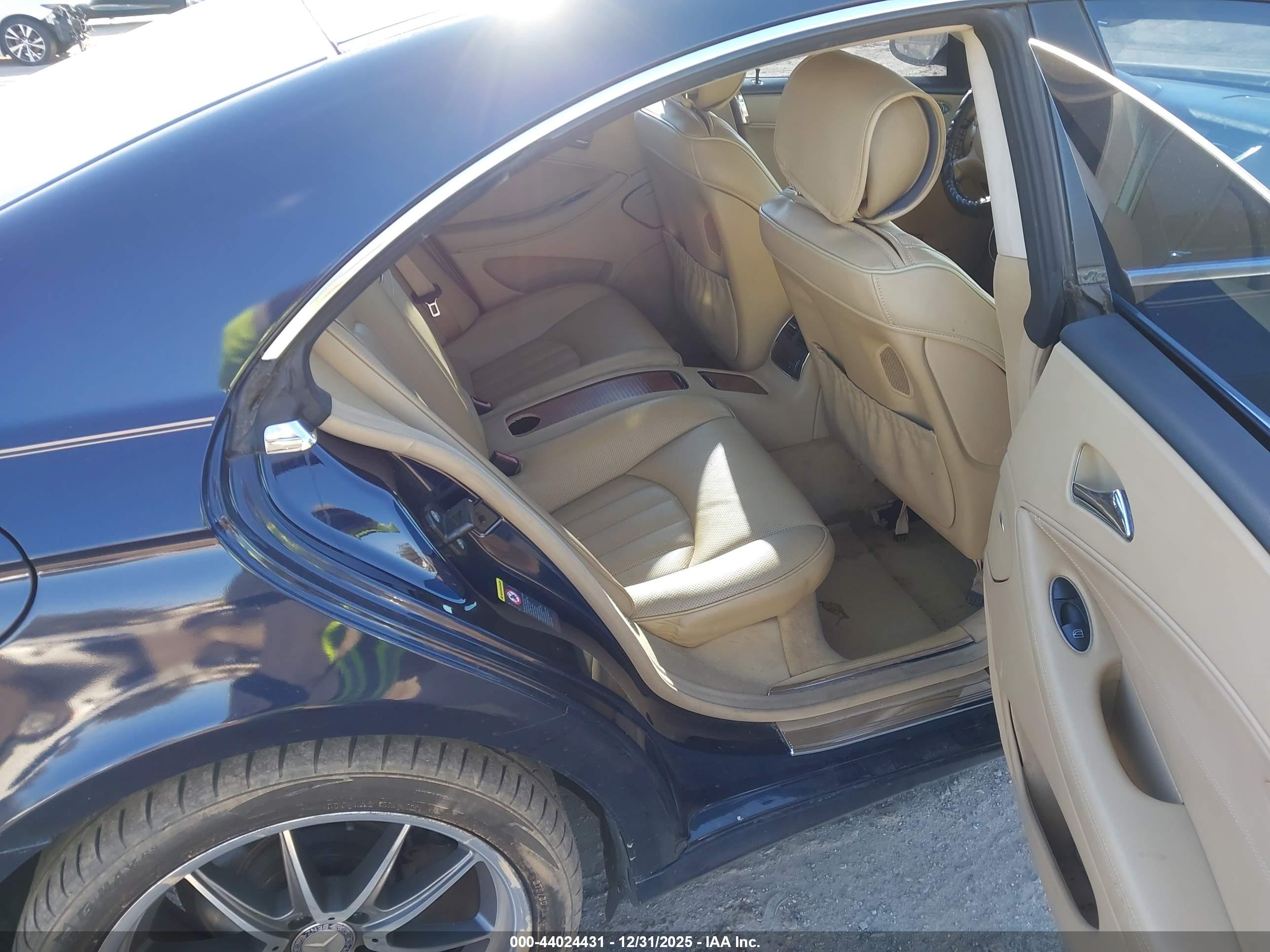 MERCEDES-BENZ CLS image 8