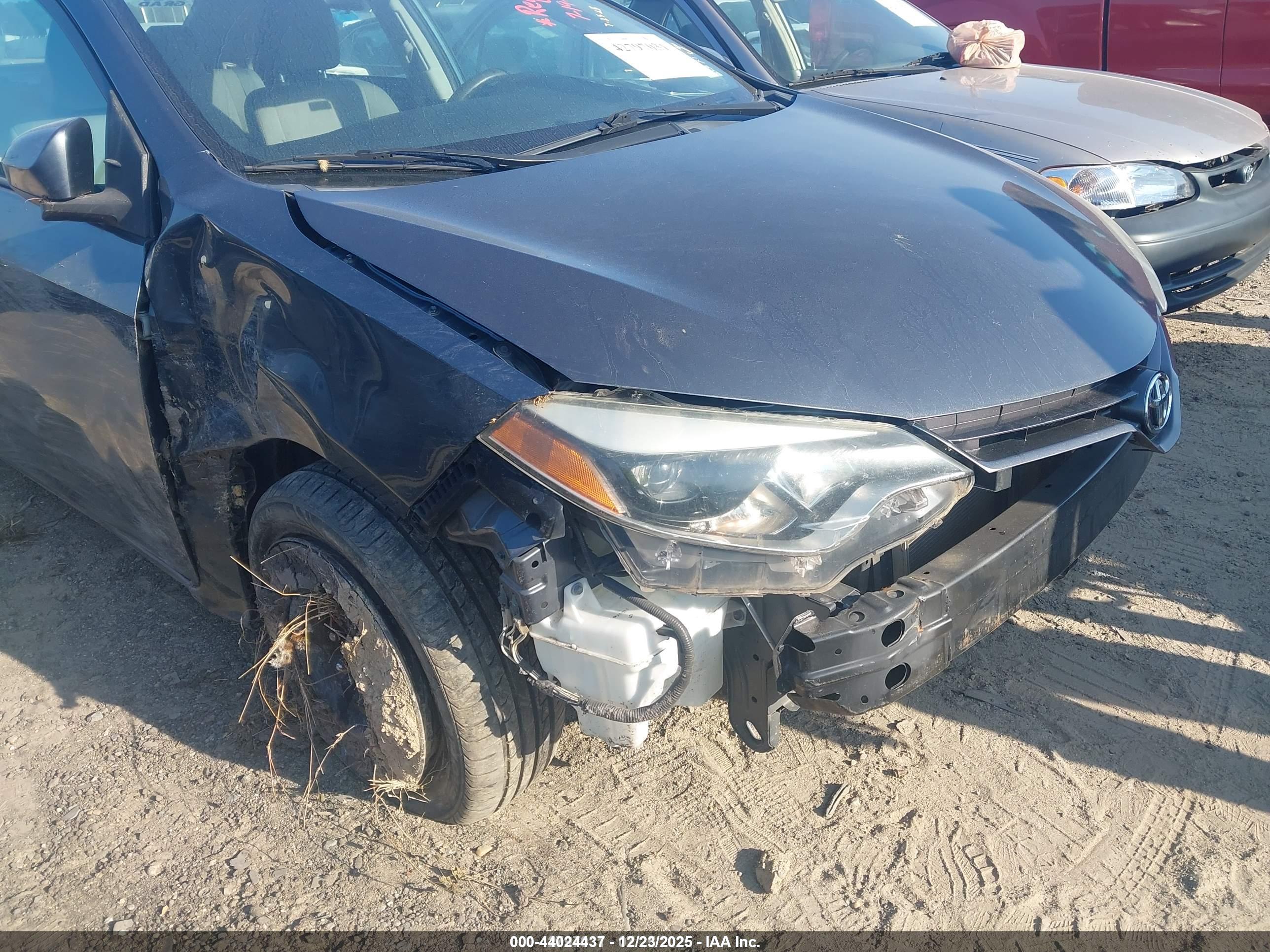 TOYOTA COROLLA image 6