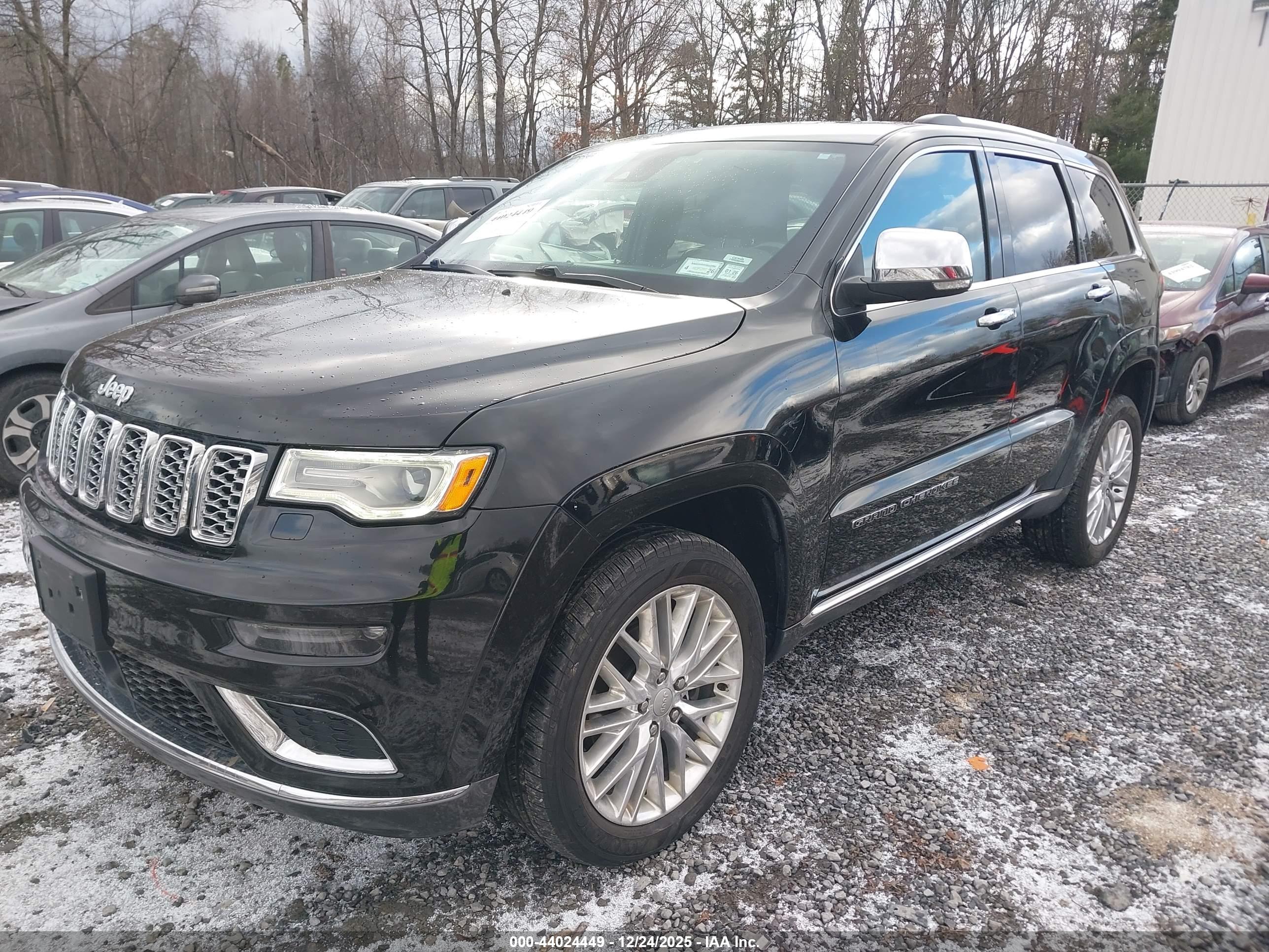 JEEP GRAND image 2