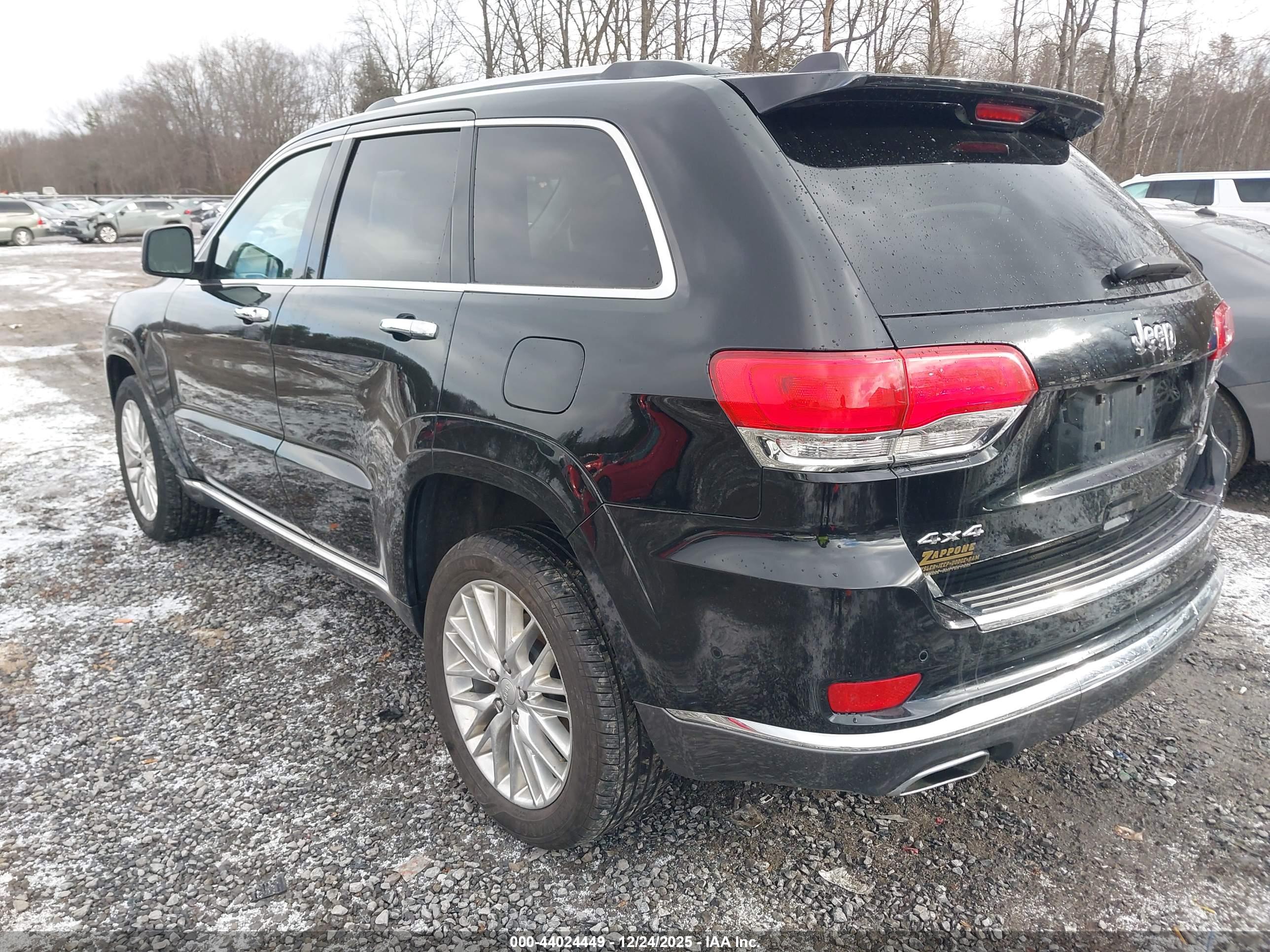 JEEP GRAND image 3
