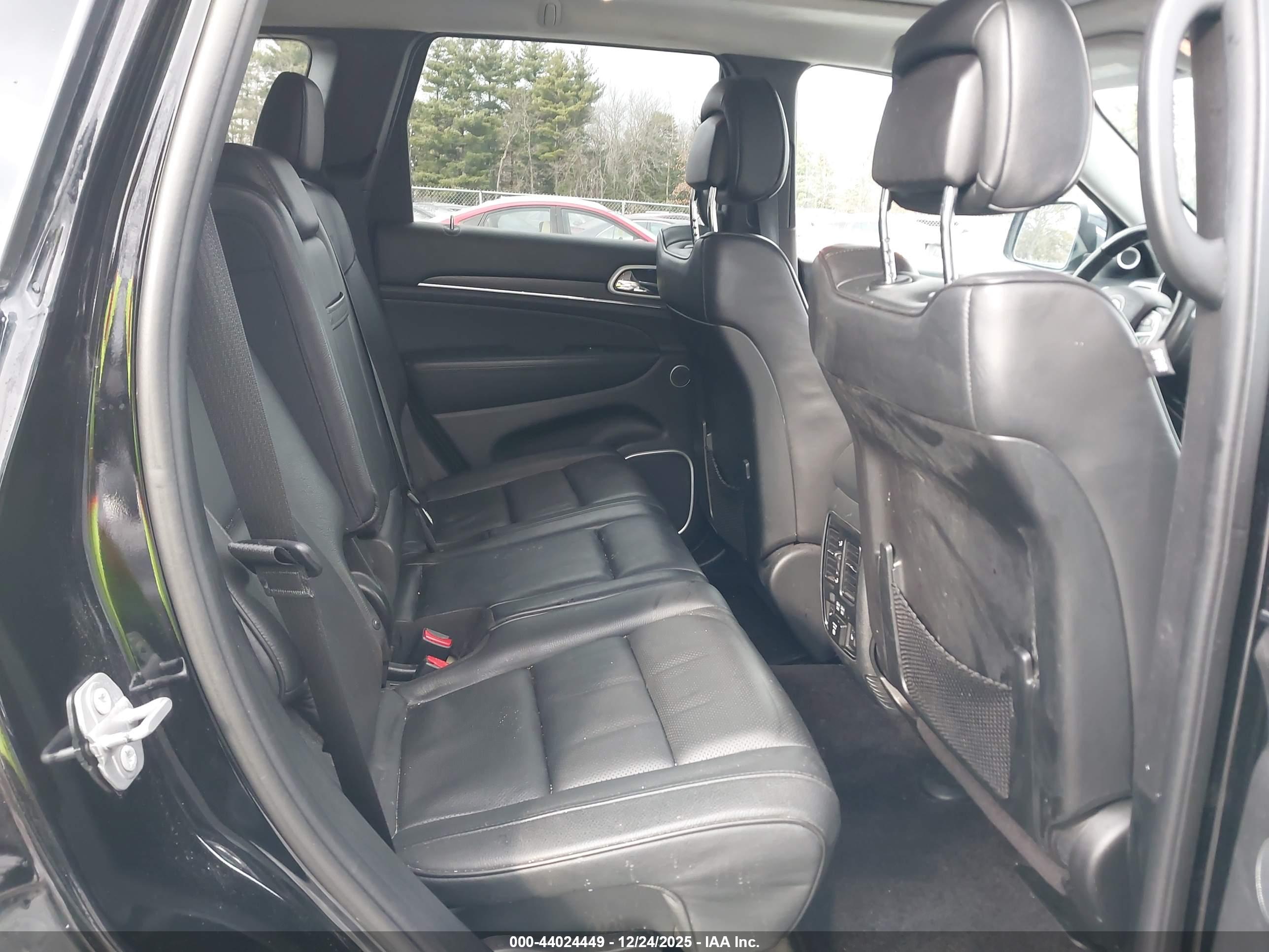 JEEP GRAND image 8