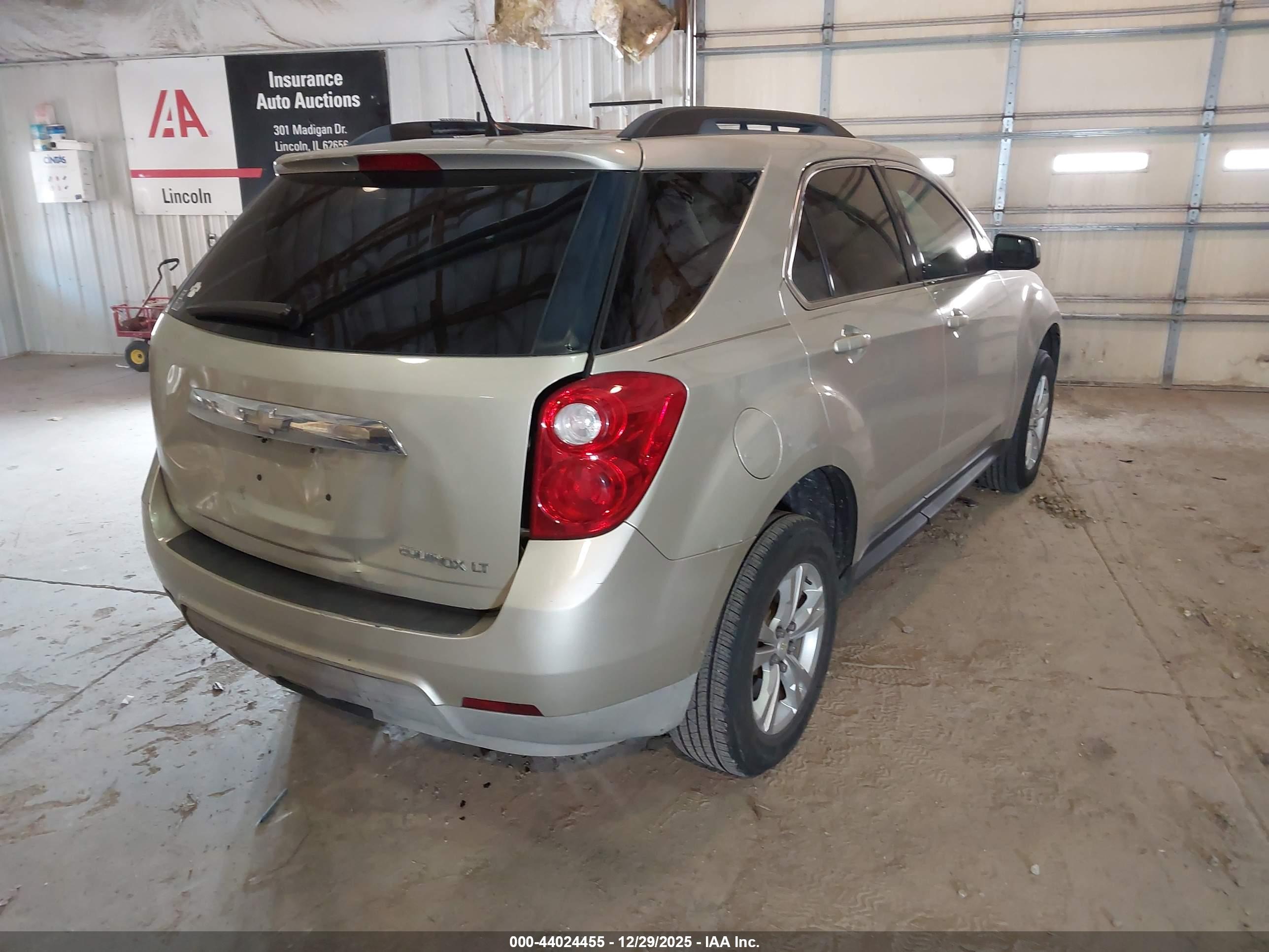 CHEVROLET EQUINOX image 4