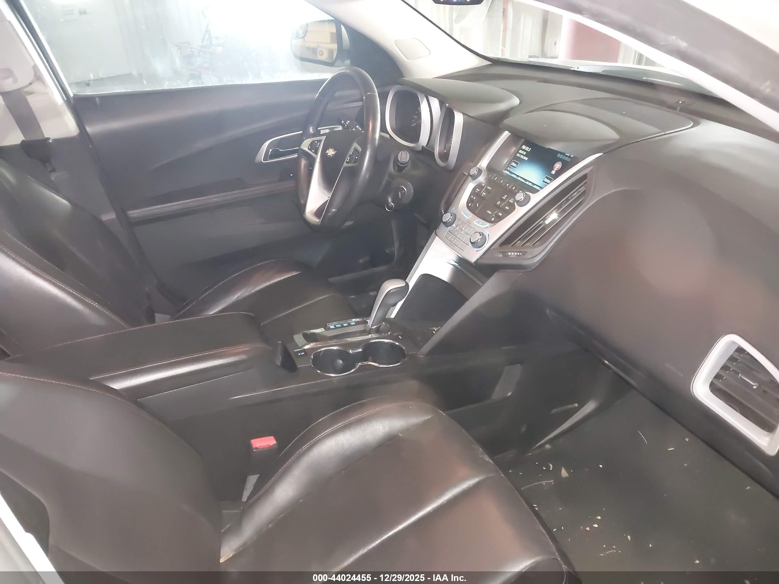 CHEVROLET EQUINOX image 5
