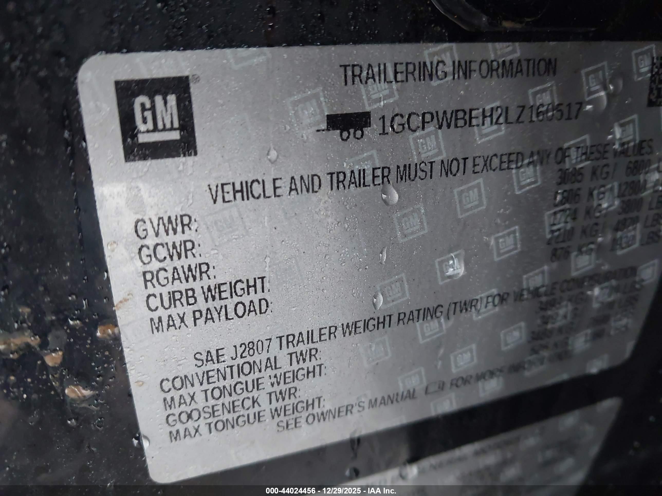 CHEVROLET SILVERADO image 9
