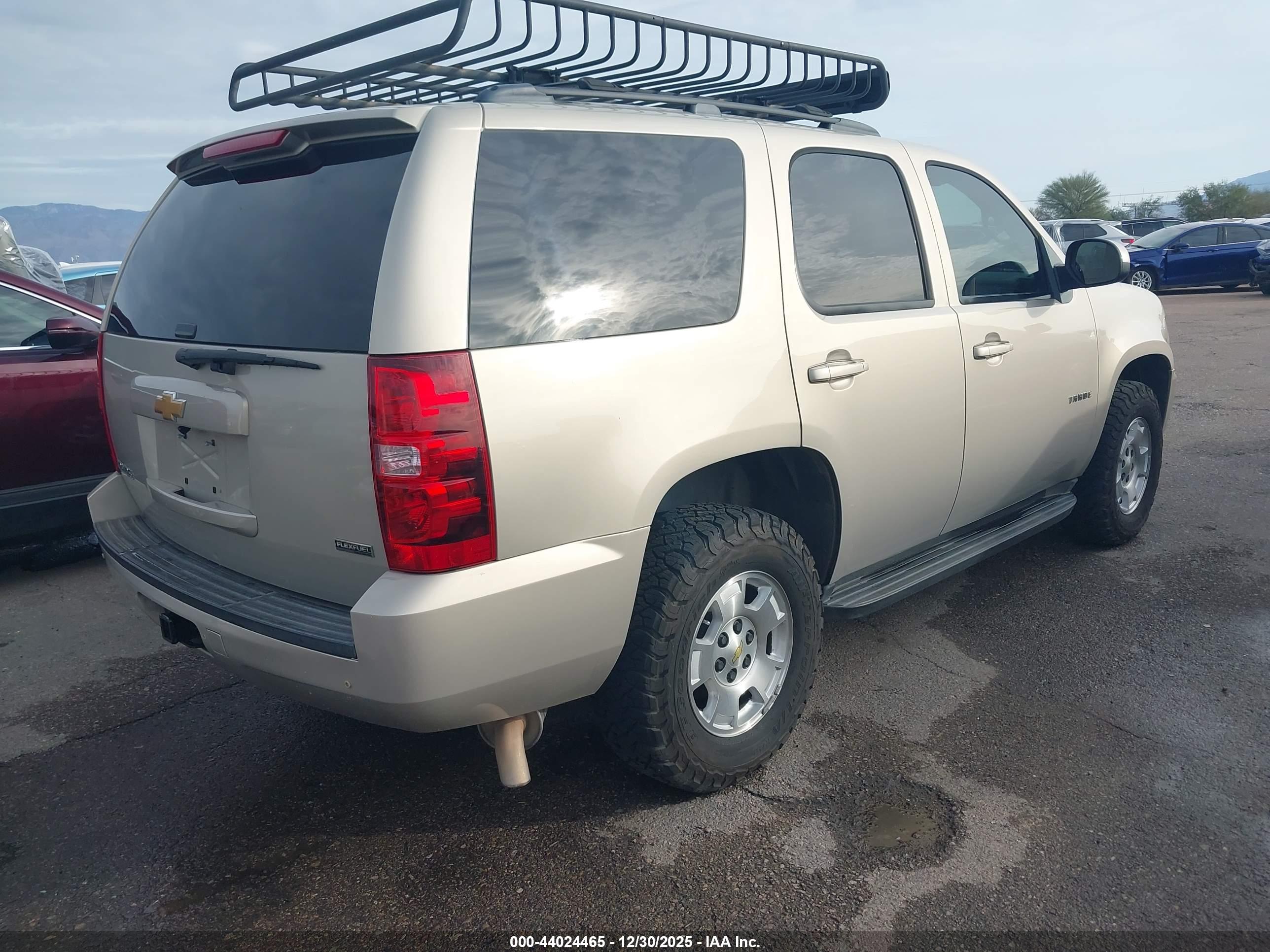 CHEVROLET TAHOE image 4