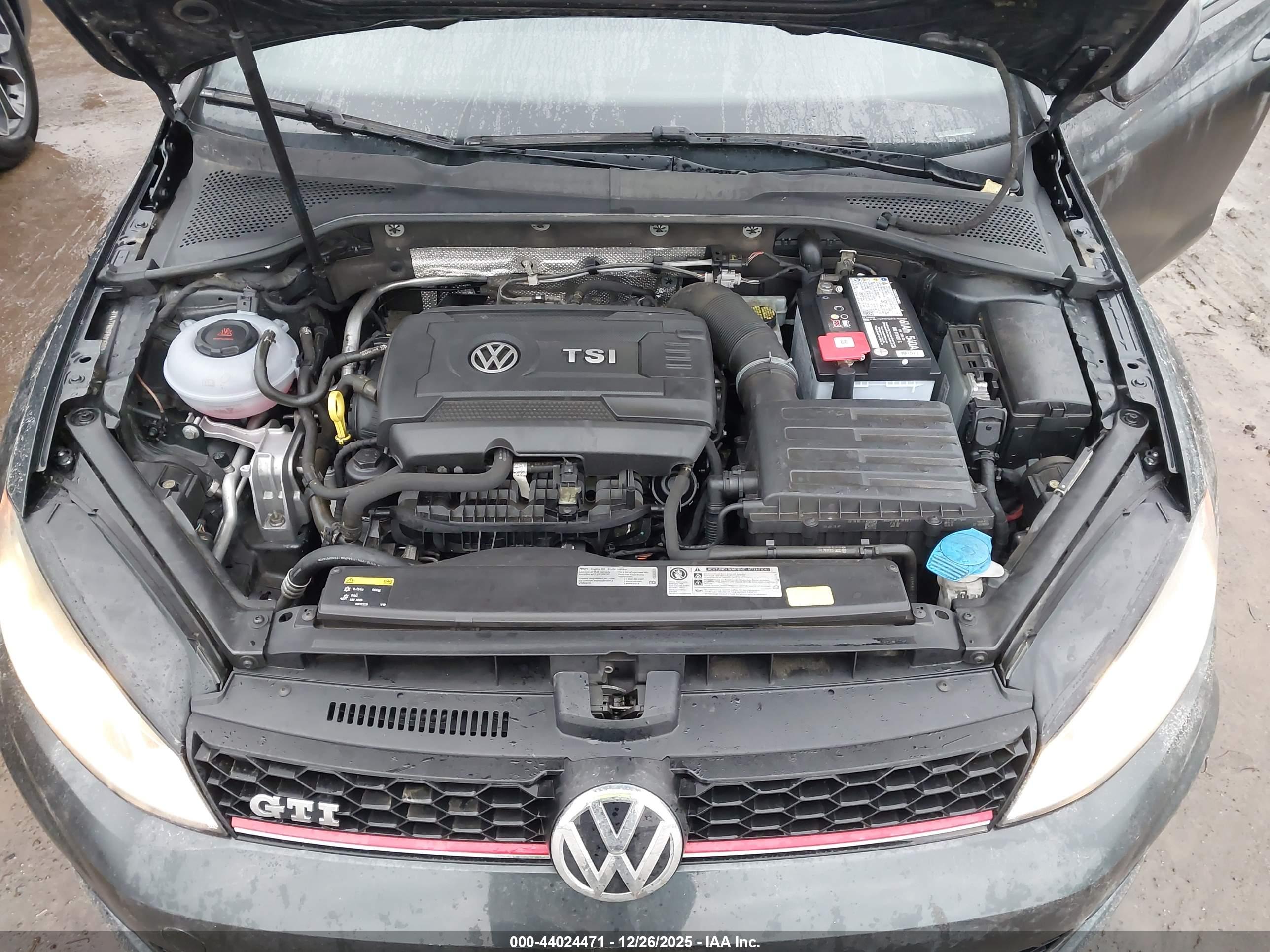 VOLKSWAGEN GOLF image 10