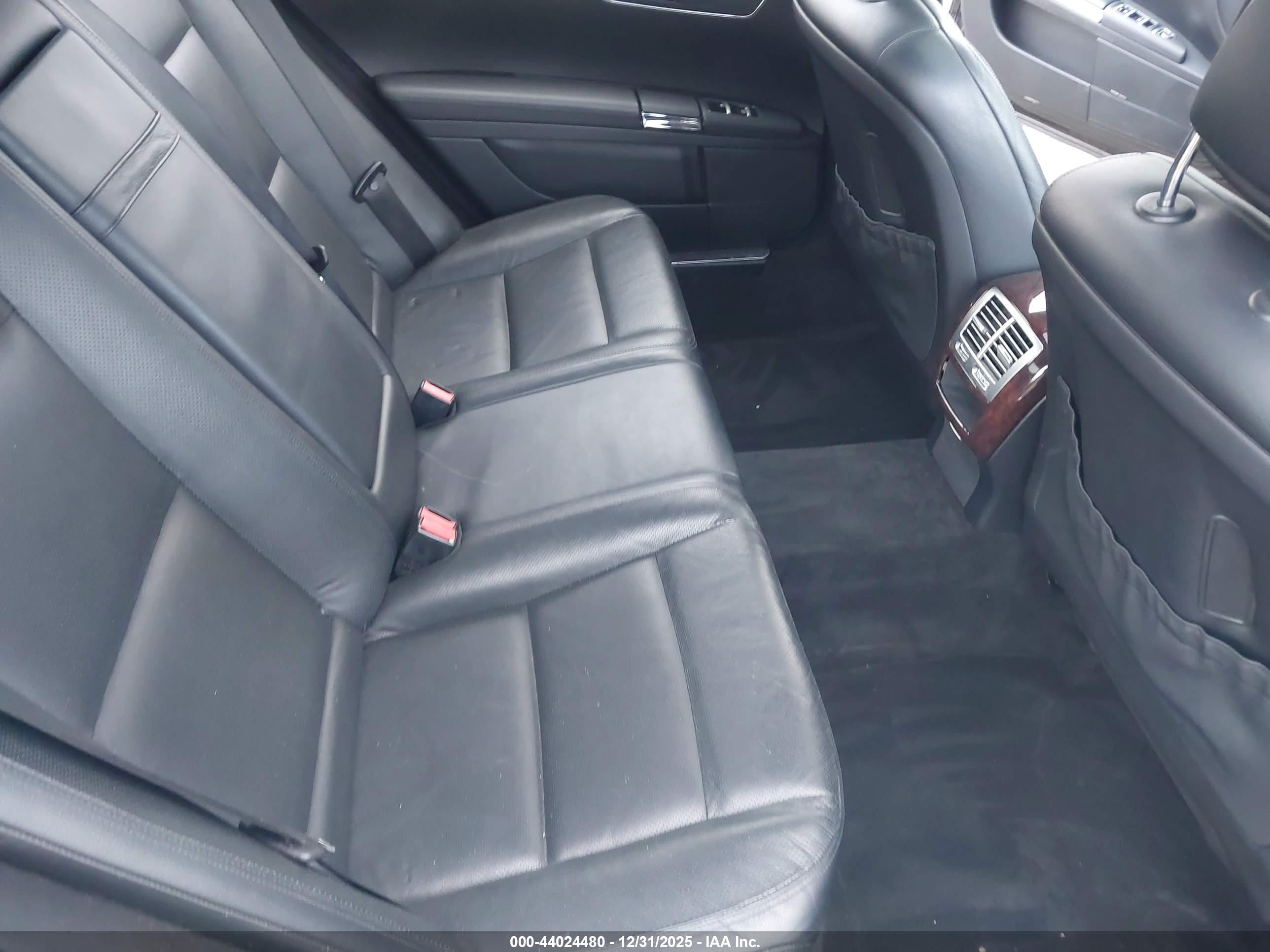 MERCEDES-BENZ S image 8