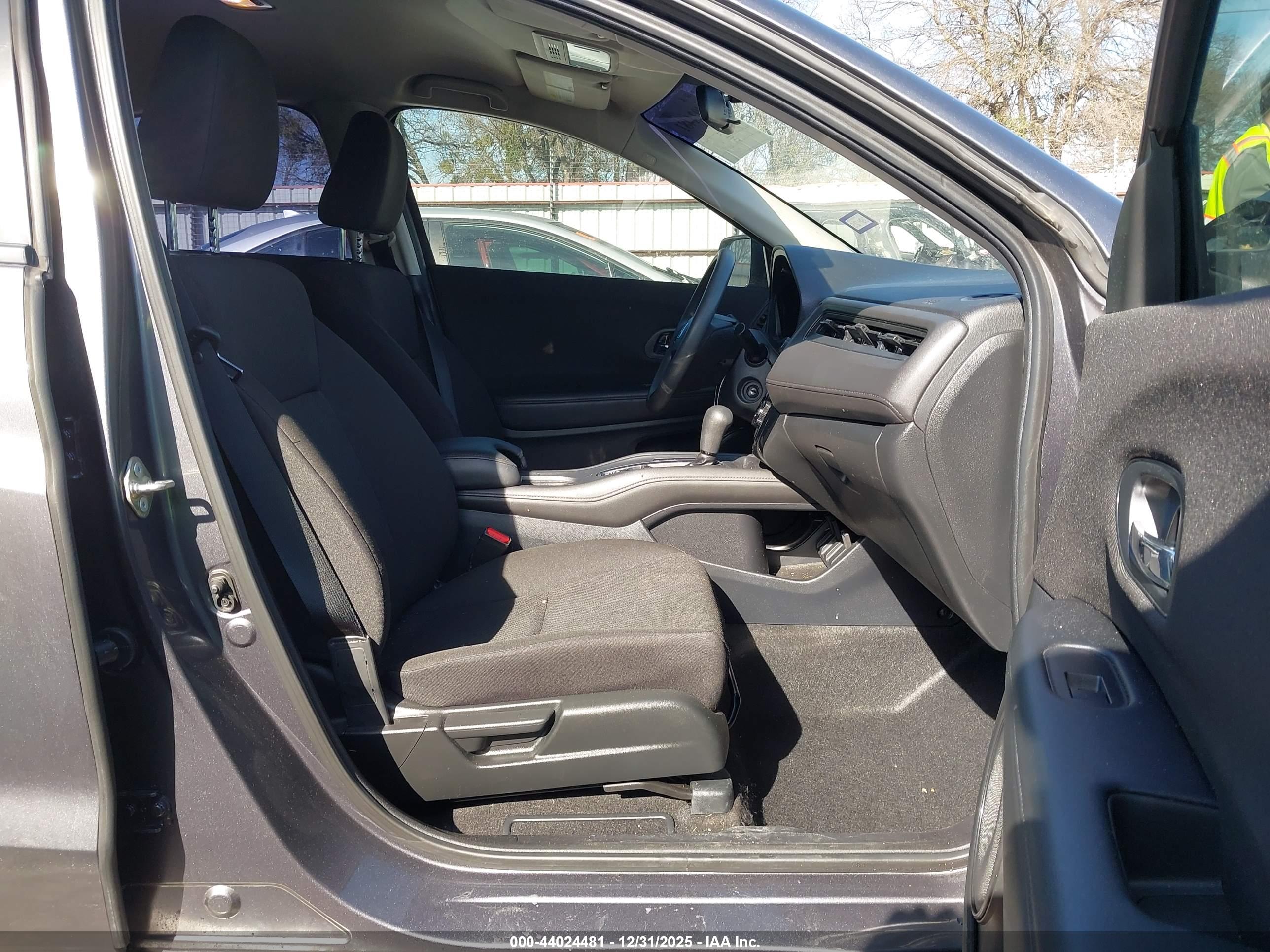 HONDA HR-V image 5