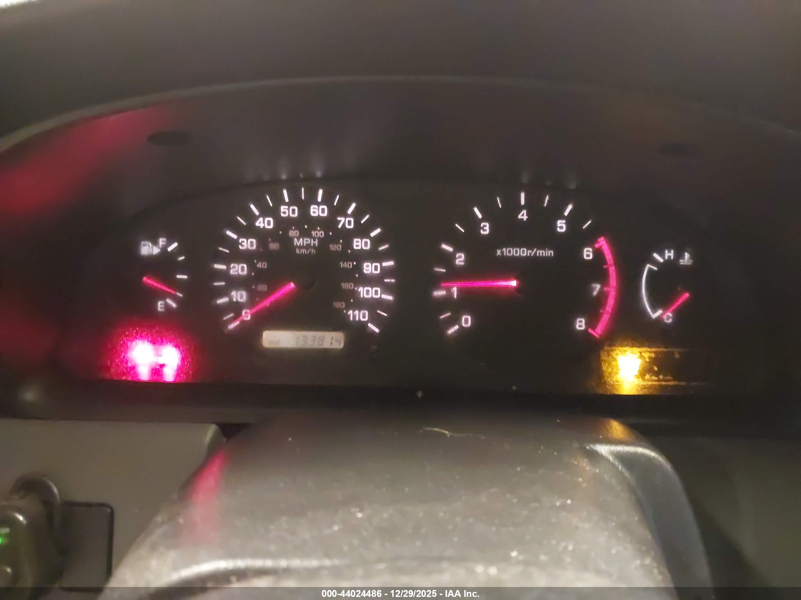 NISSAN FRONTIER image 7